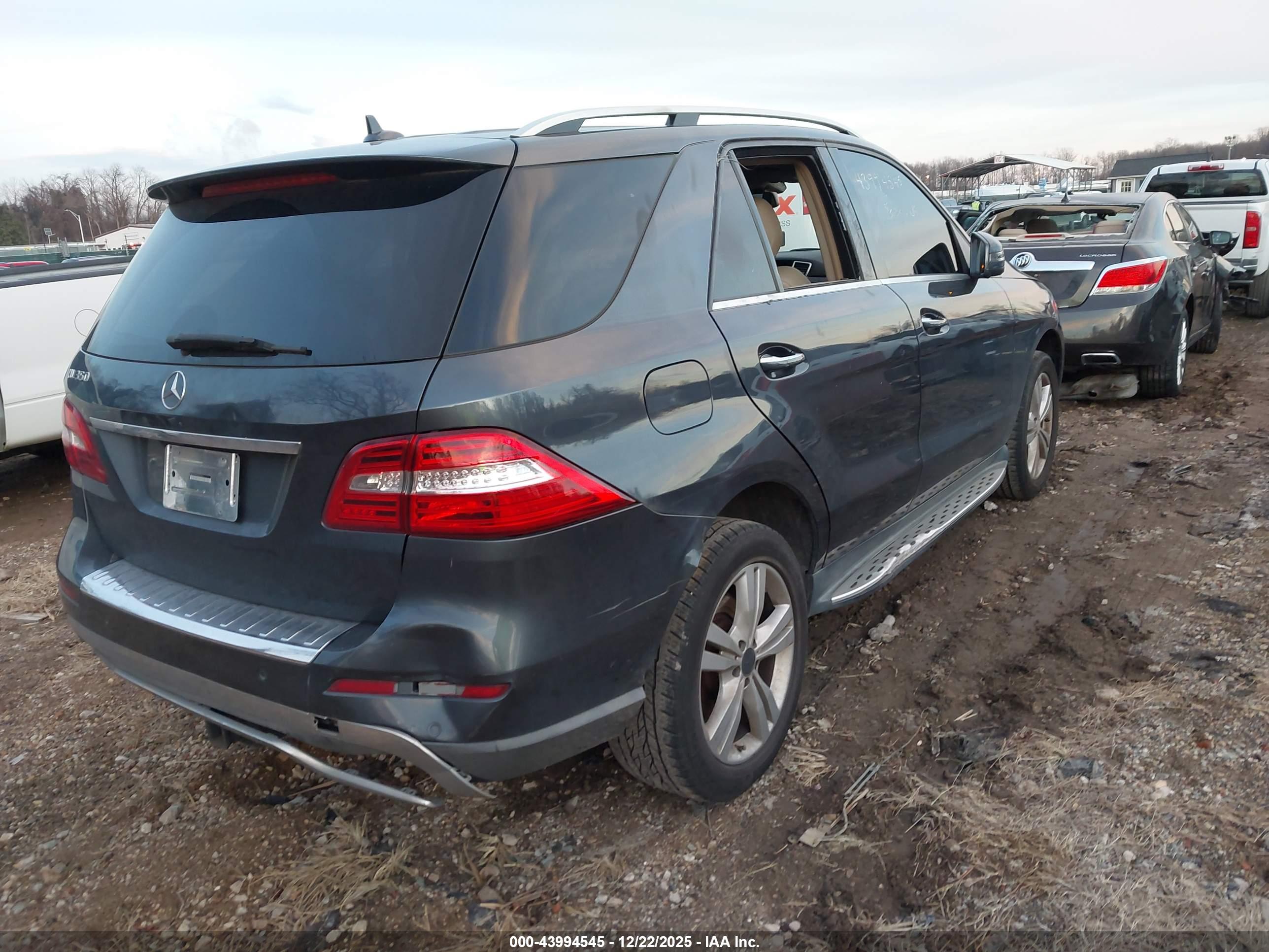 MERCEDES-BENZ ML image 4