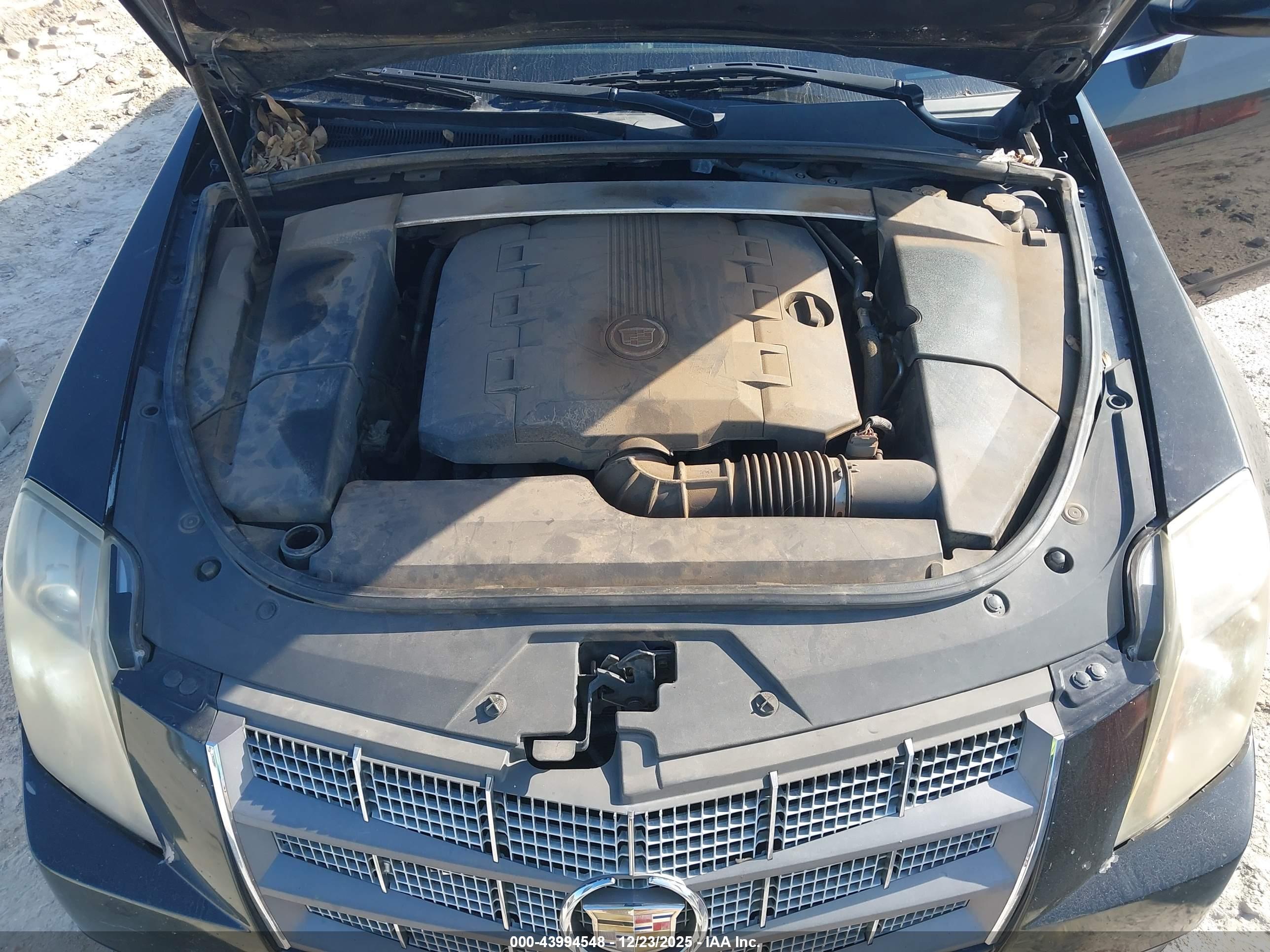 CADILLAC CTS image 10