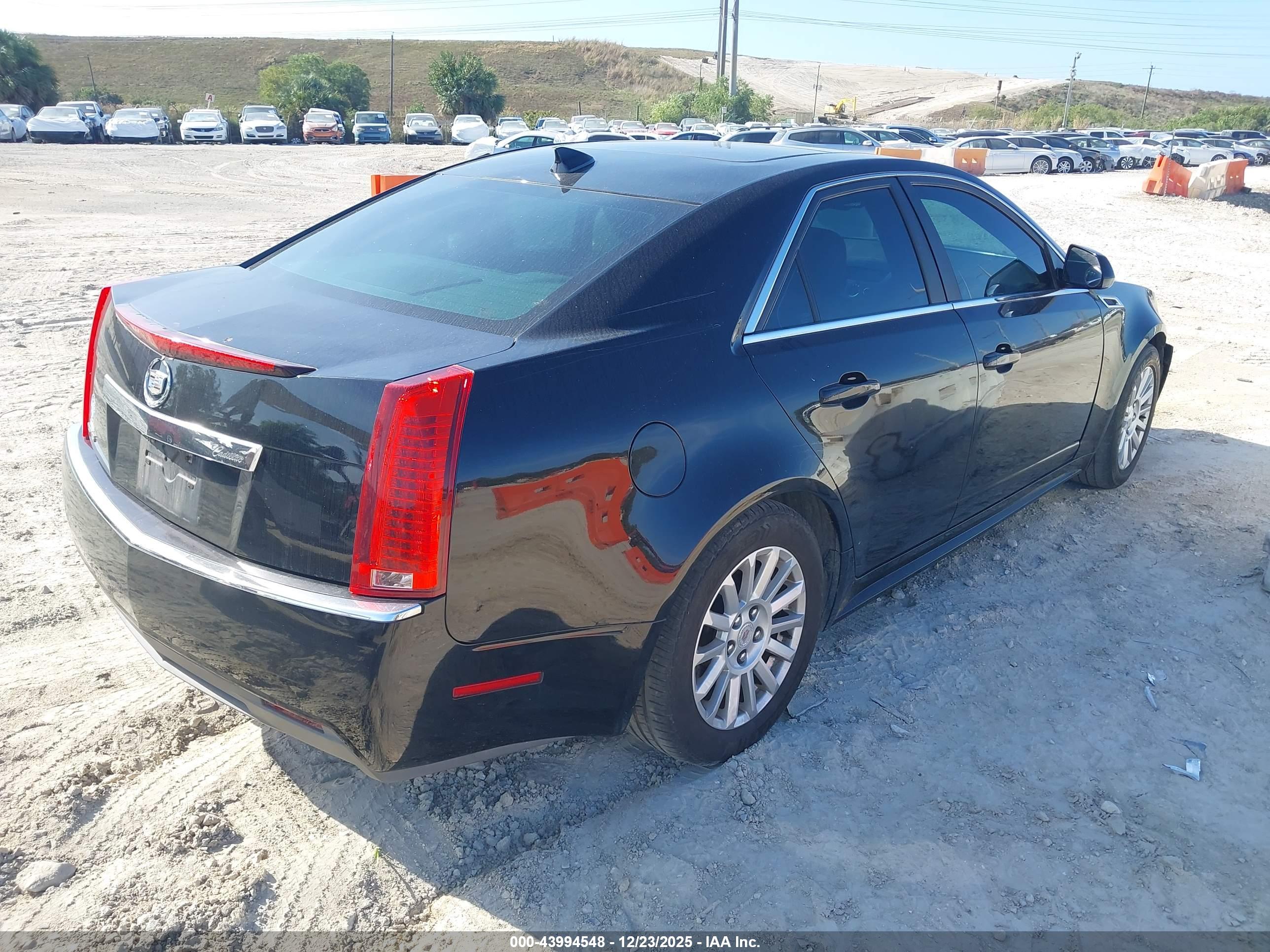 CADILLAC CTS image 4