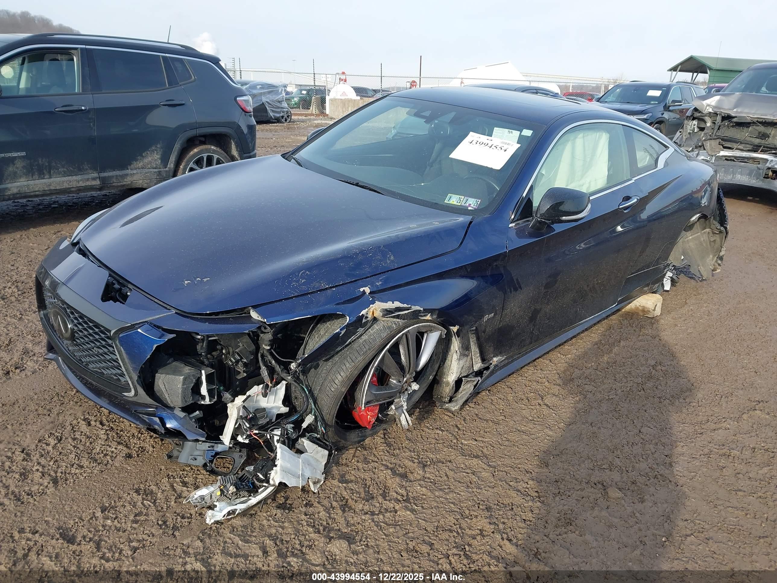 INFINITI Q60 image 2