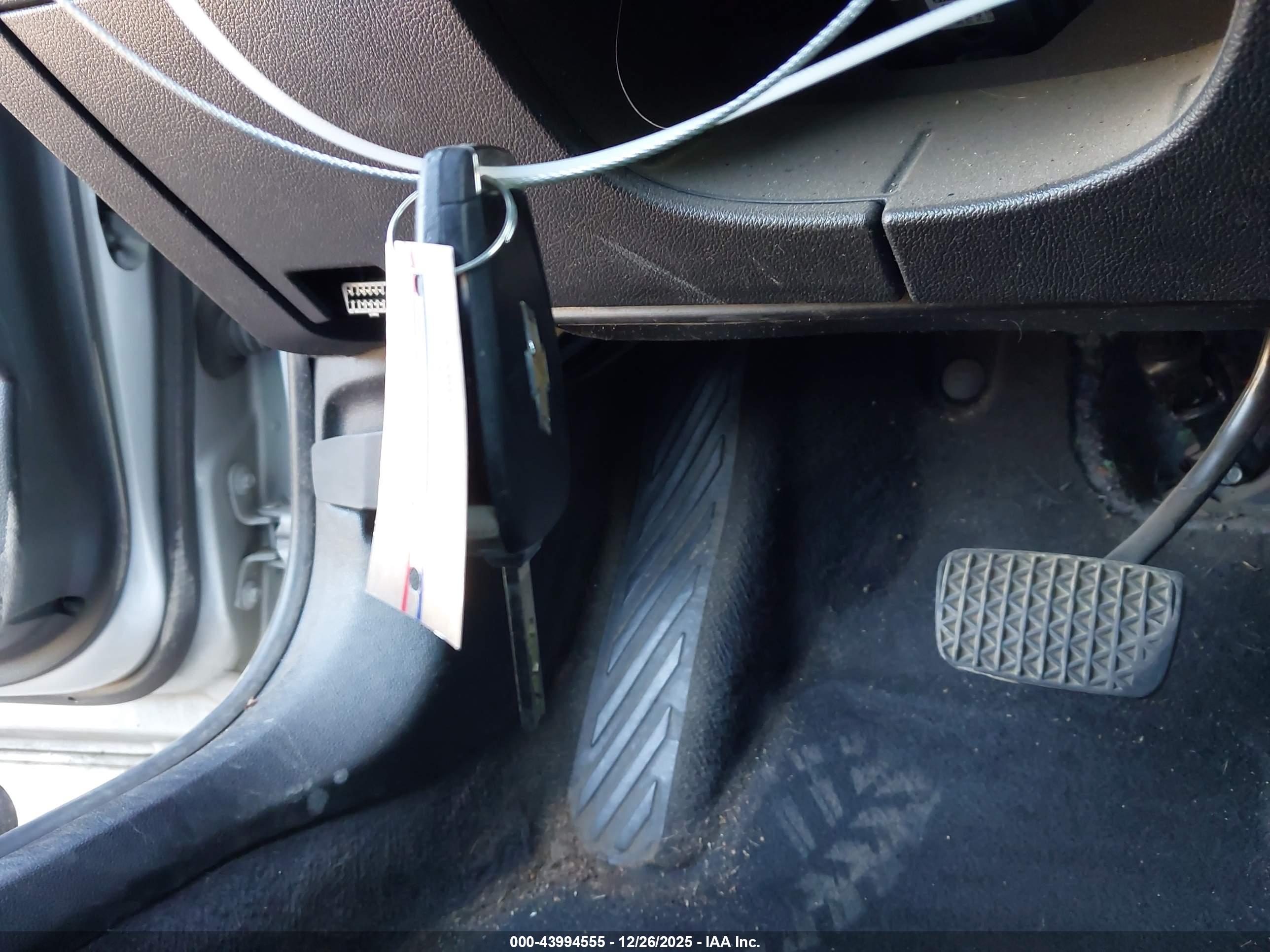 CHEVROLET CRUZE image 11
