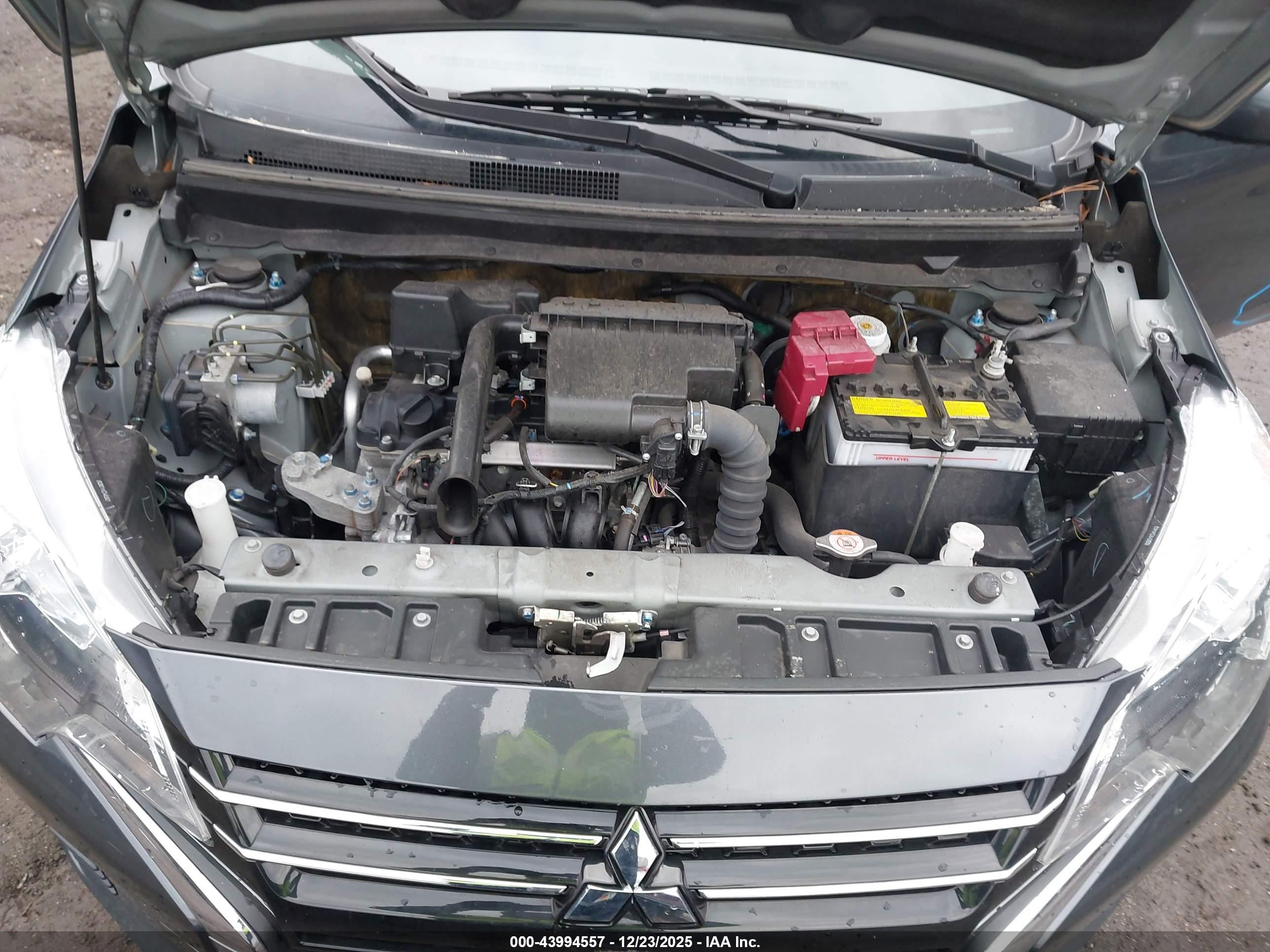 MITSUBISHI MIRAGE image 10
