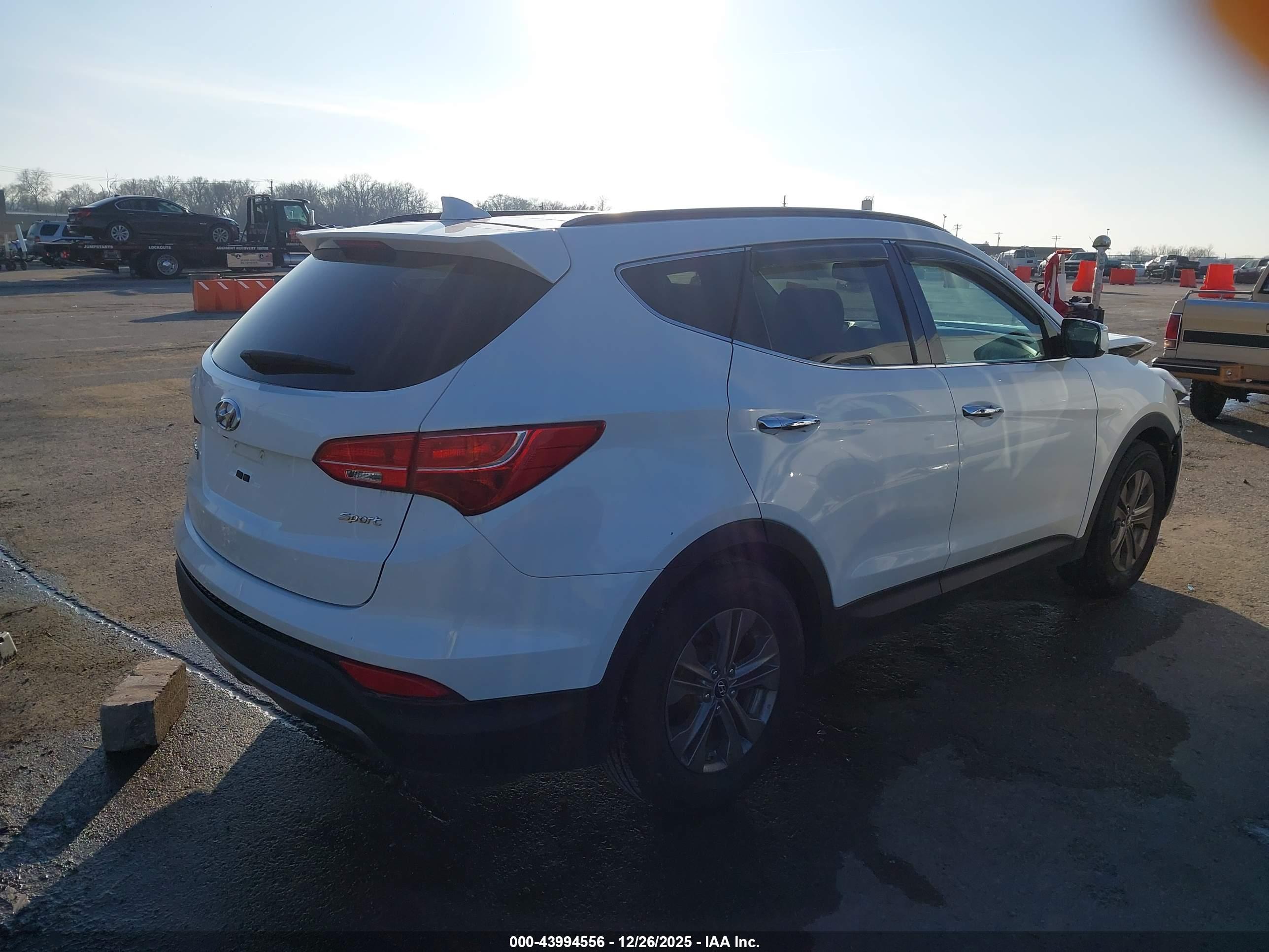 HYUNDAI SANTA image 4