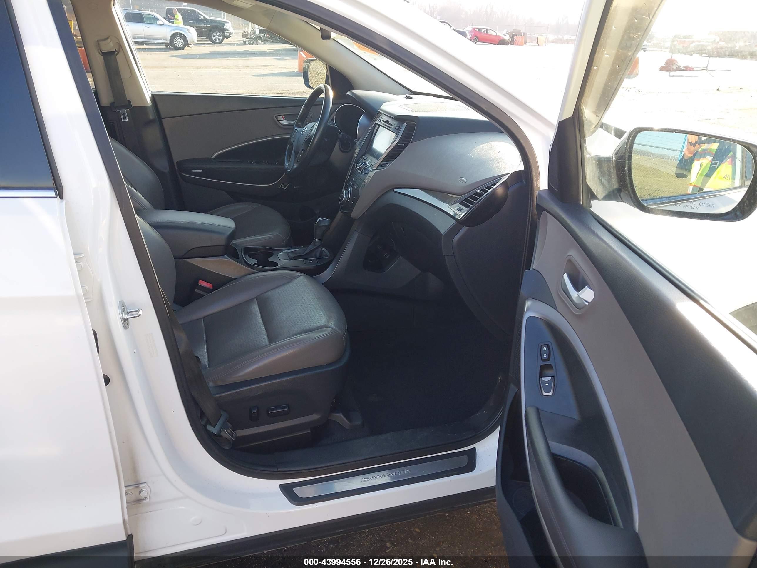 HYUNDAI SANTA image 5