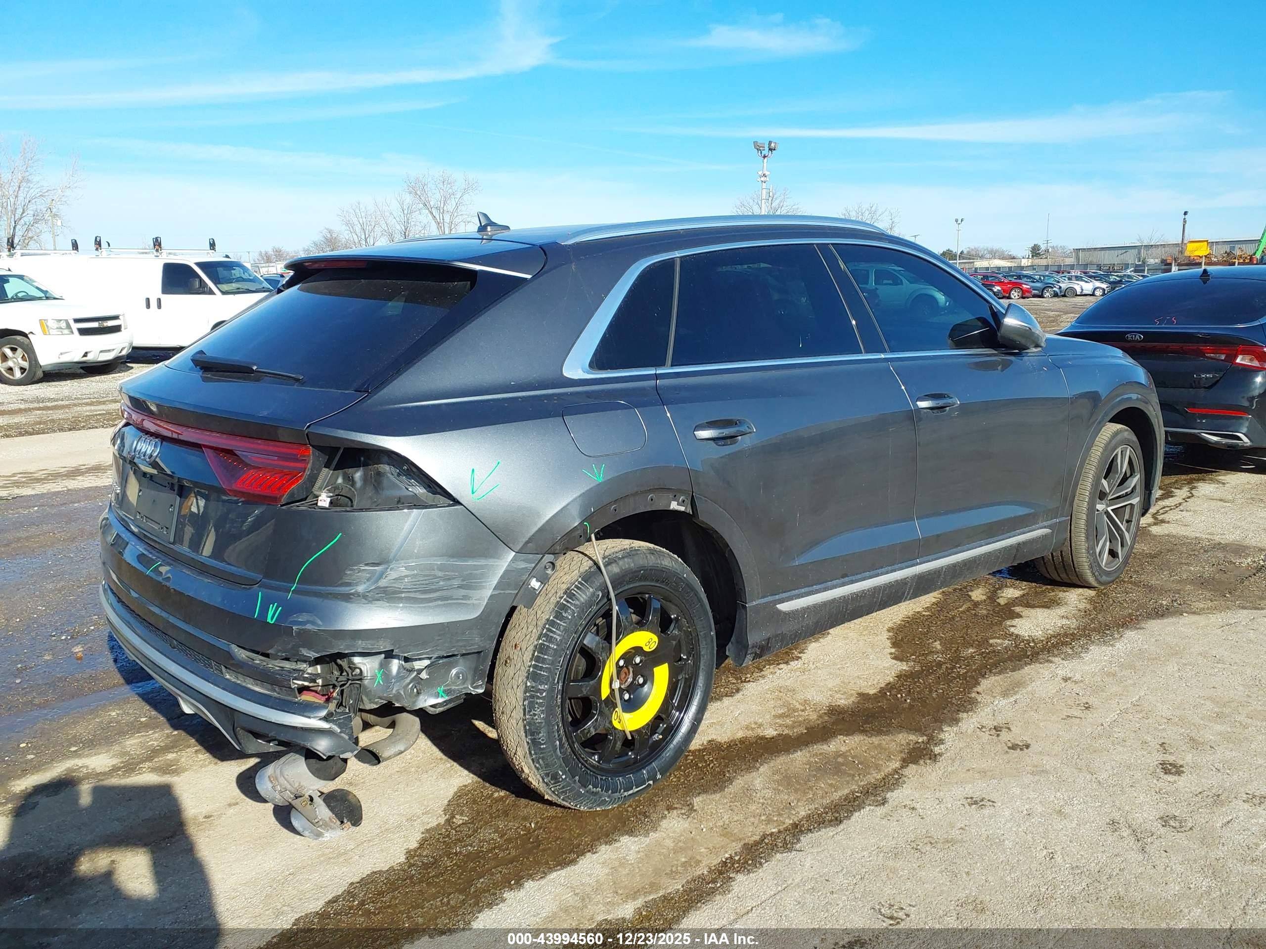 AUDI SQ8 image 4