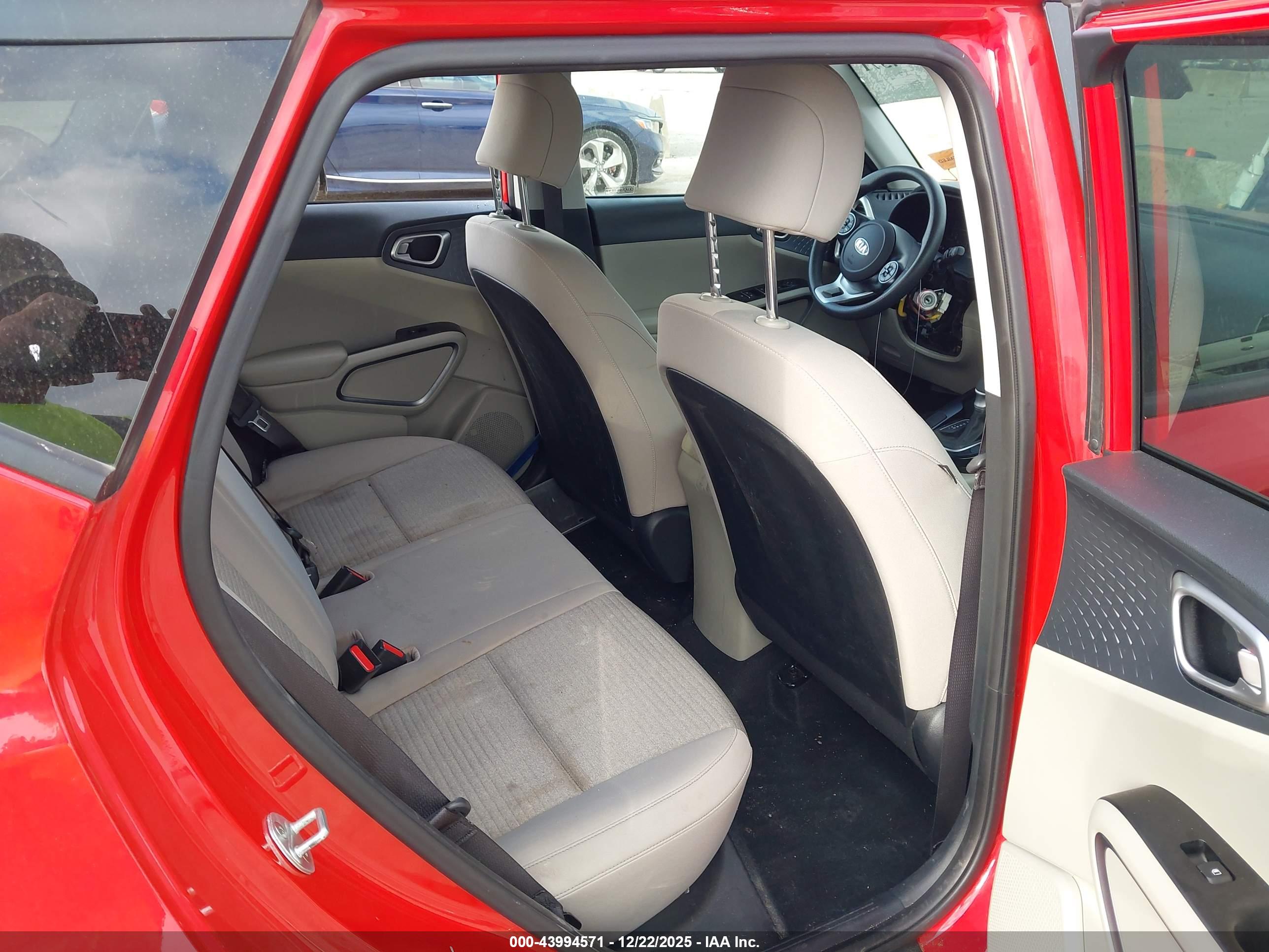 KIA SOUL image 8