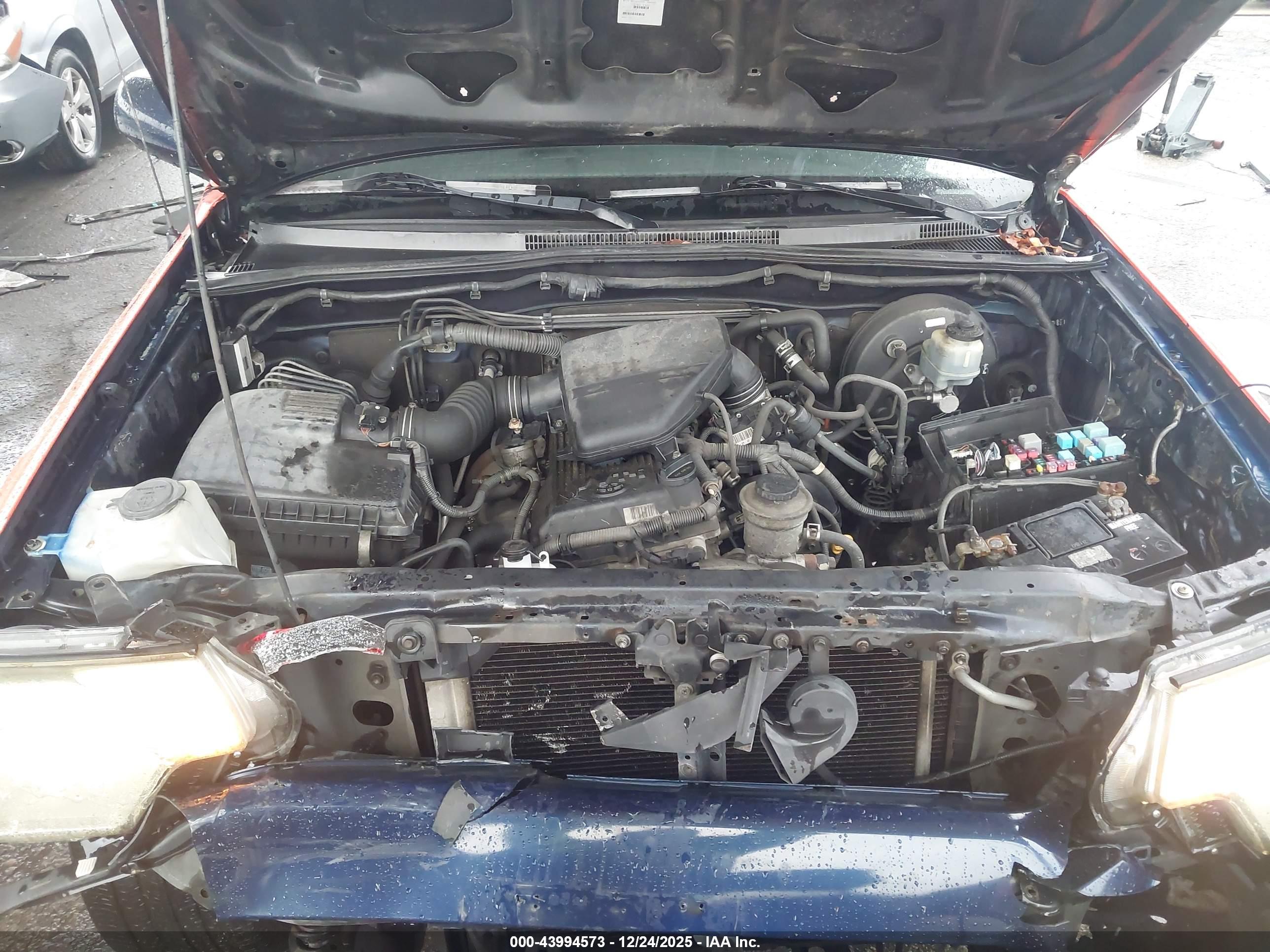 TOYOTA TACOMA image 10