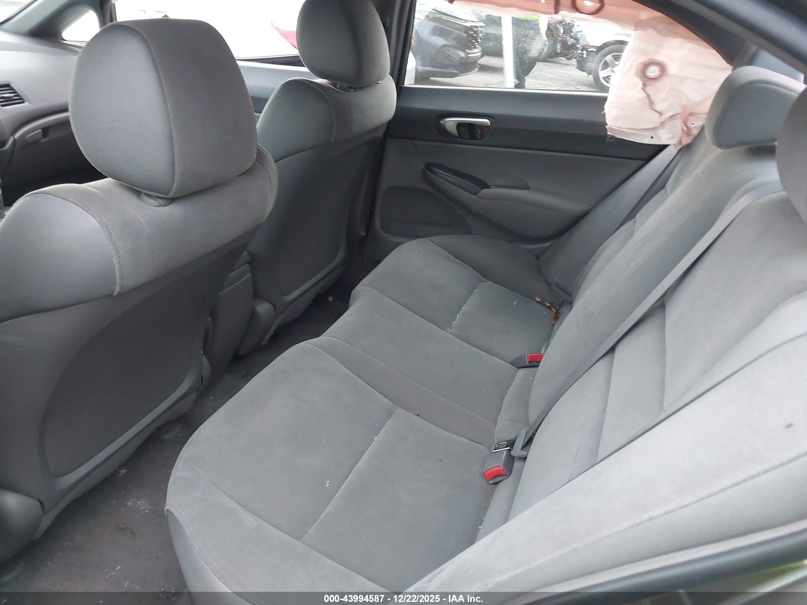 HONDA CIVIC image 8