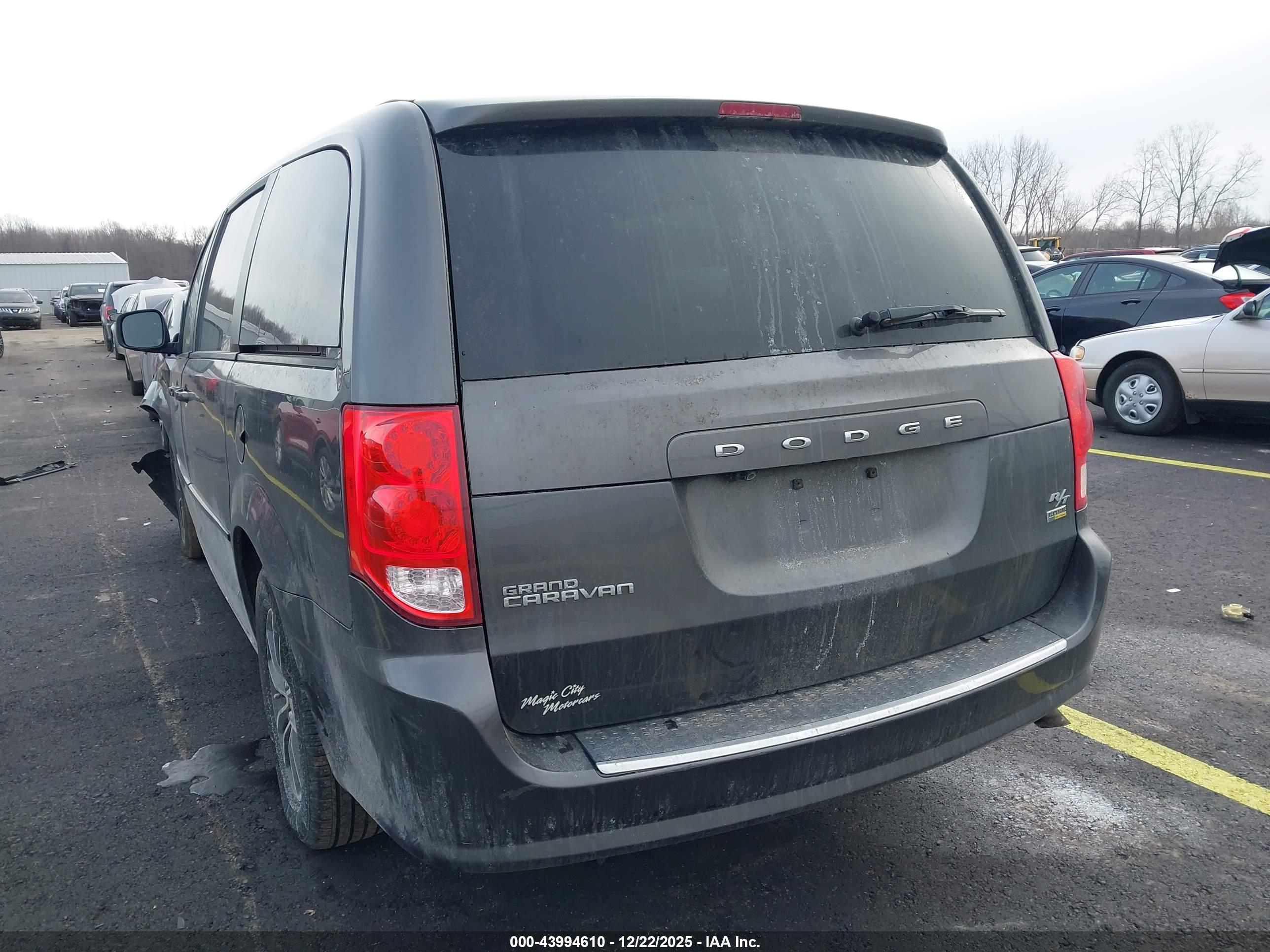 DODGE GRAND image 3