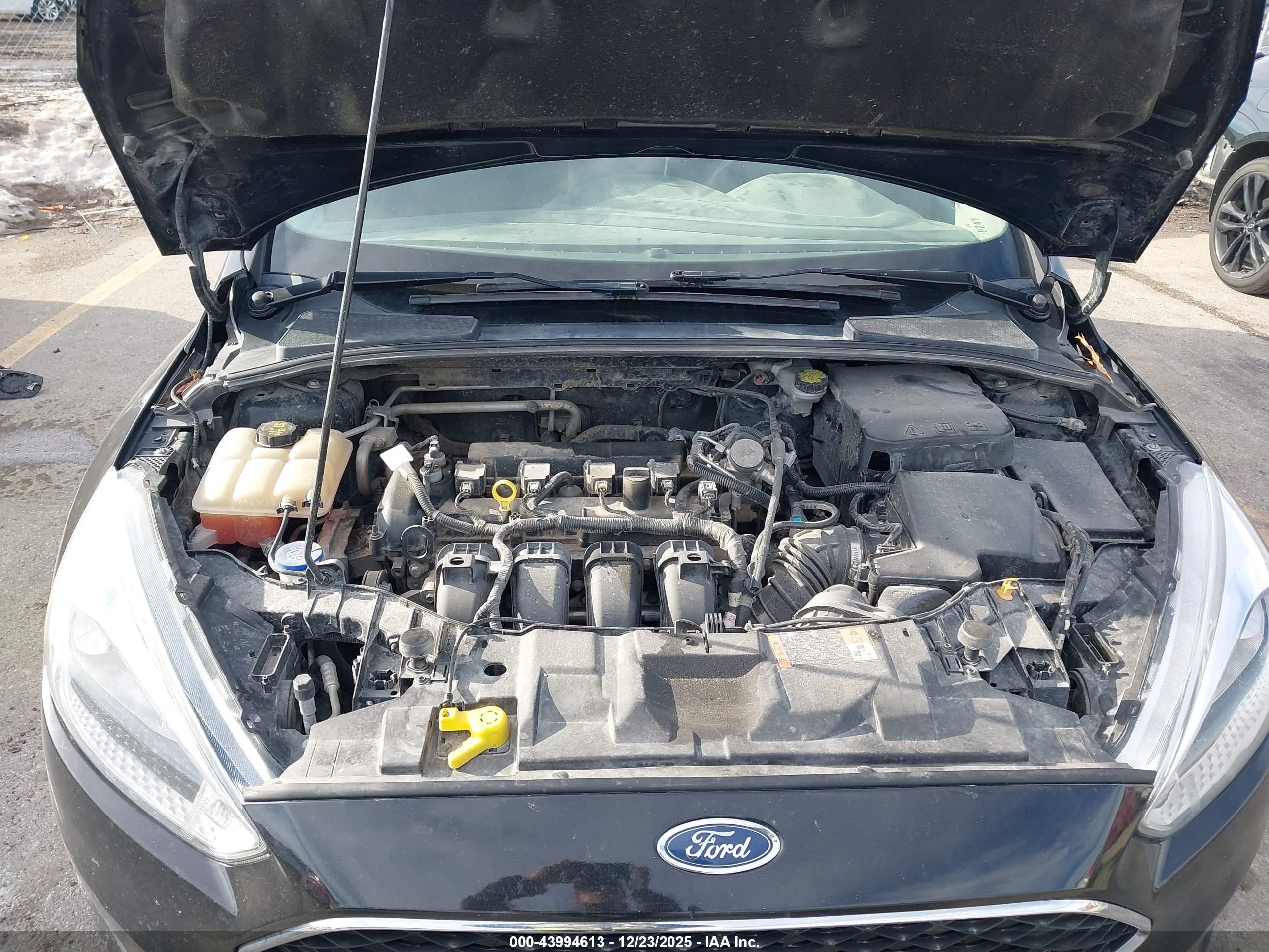 FORD FOCUS image 10