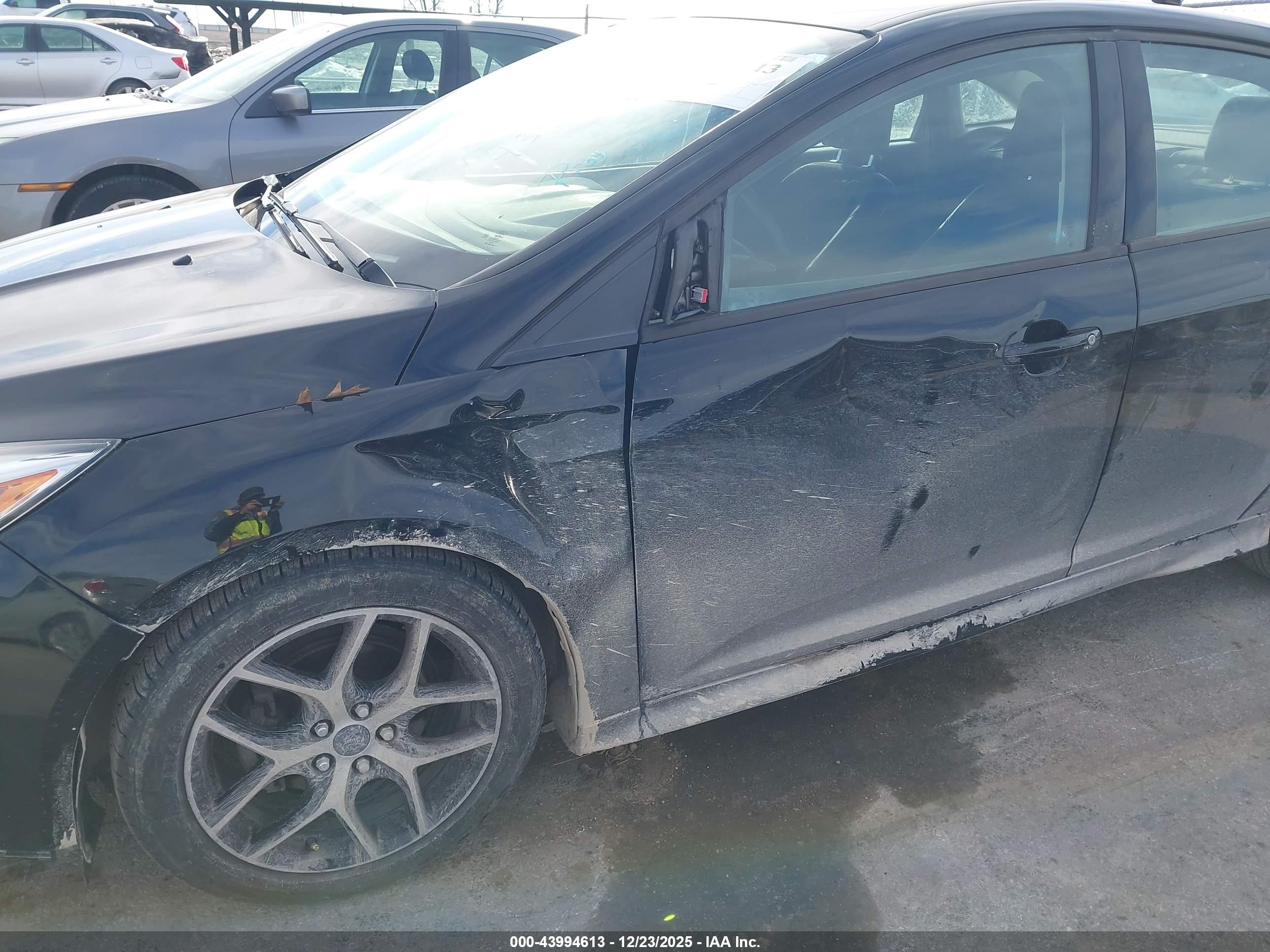 FORD FOCUS image 6