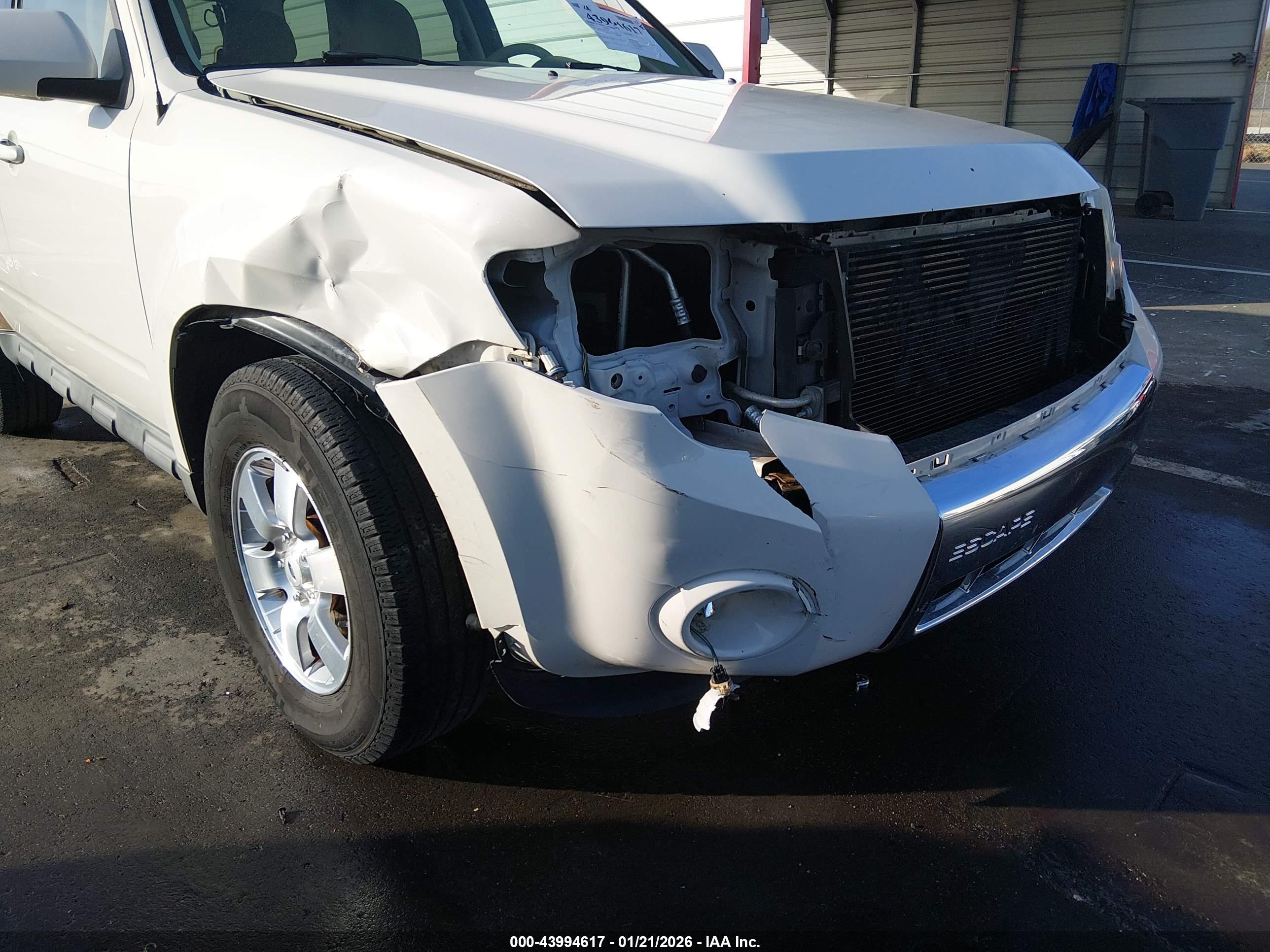 FORD ESCAPE image 6