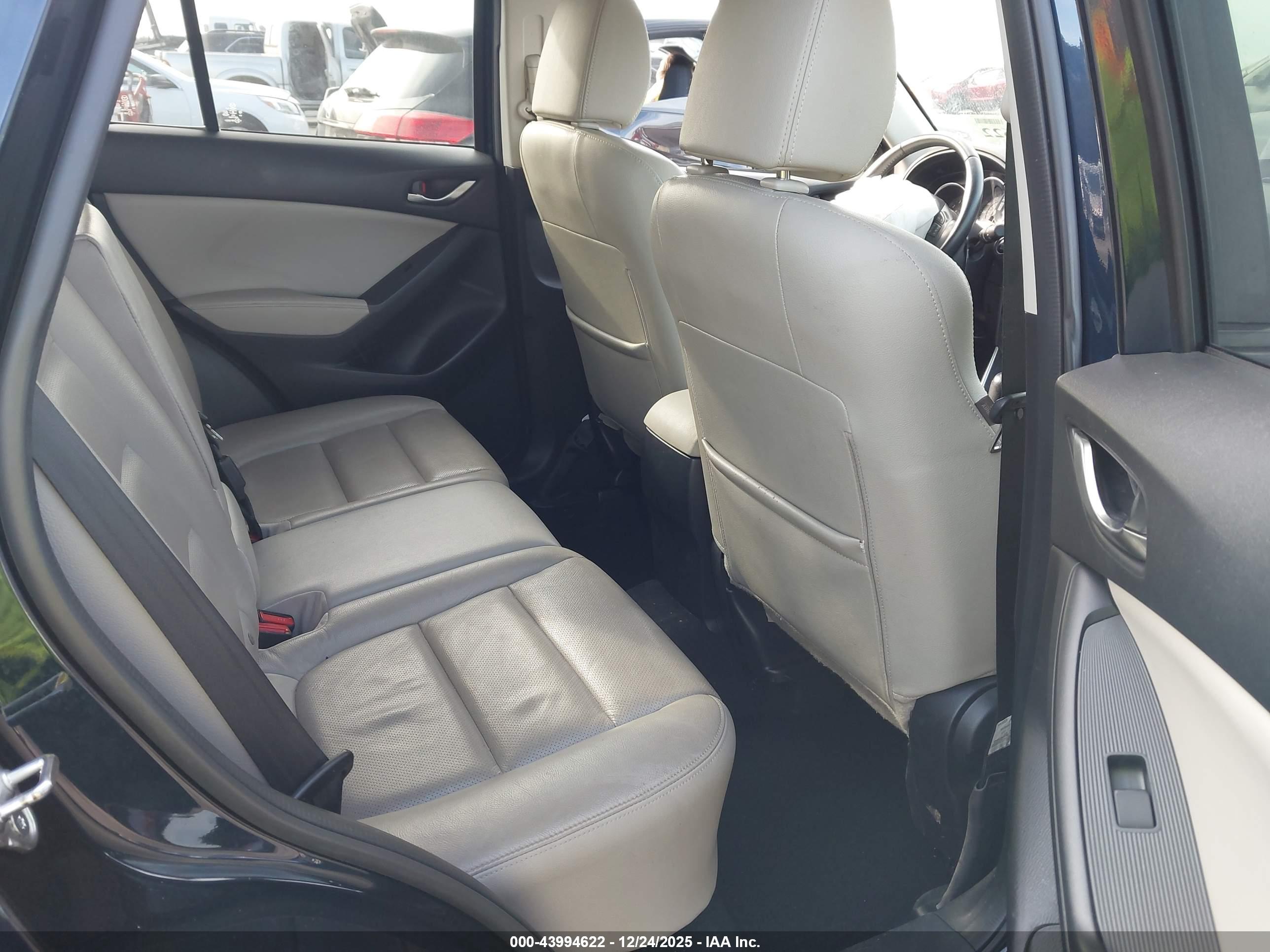 MAZDA CX-5 image 8