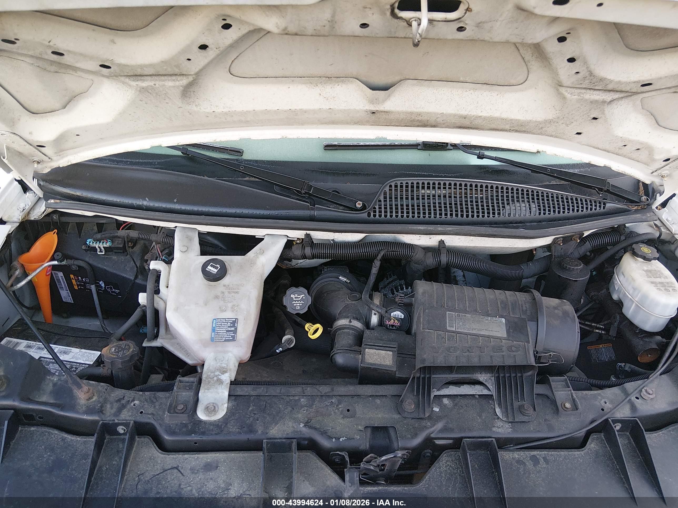 CHEVROLET EXPRESS image 10
