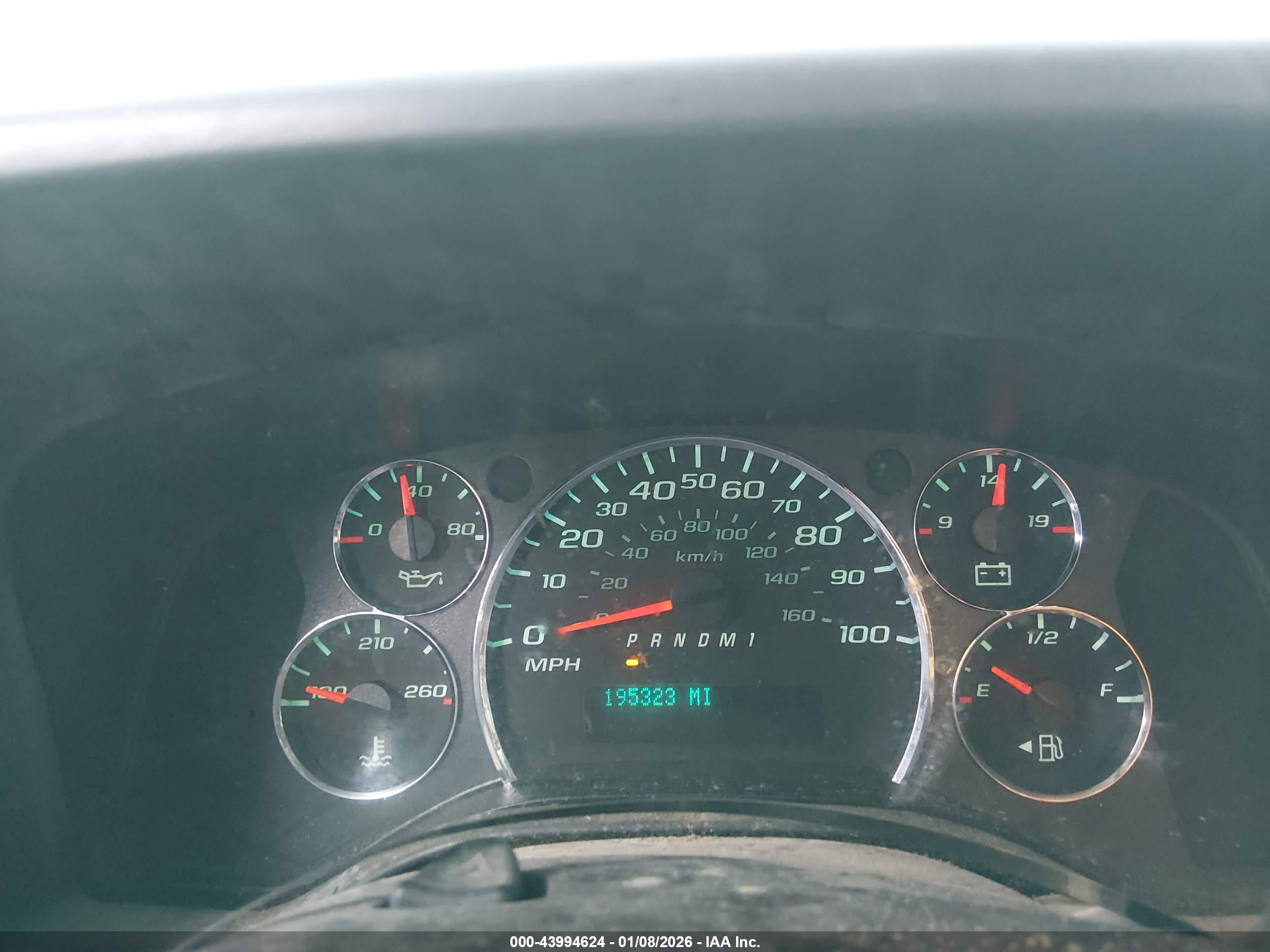 CHEVROLET EXPRESS image 7