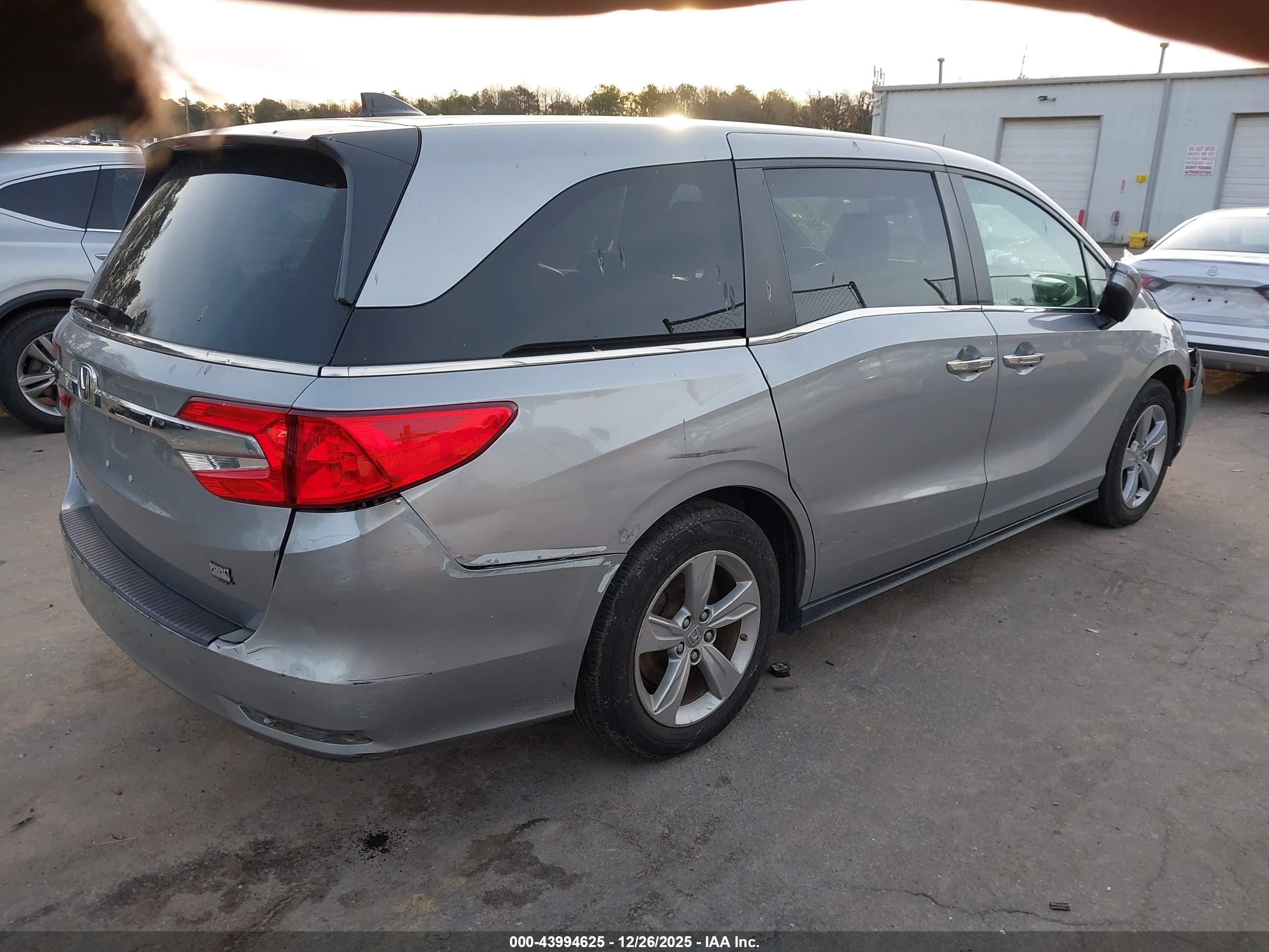 HONDA ODYSSEY image 4