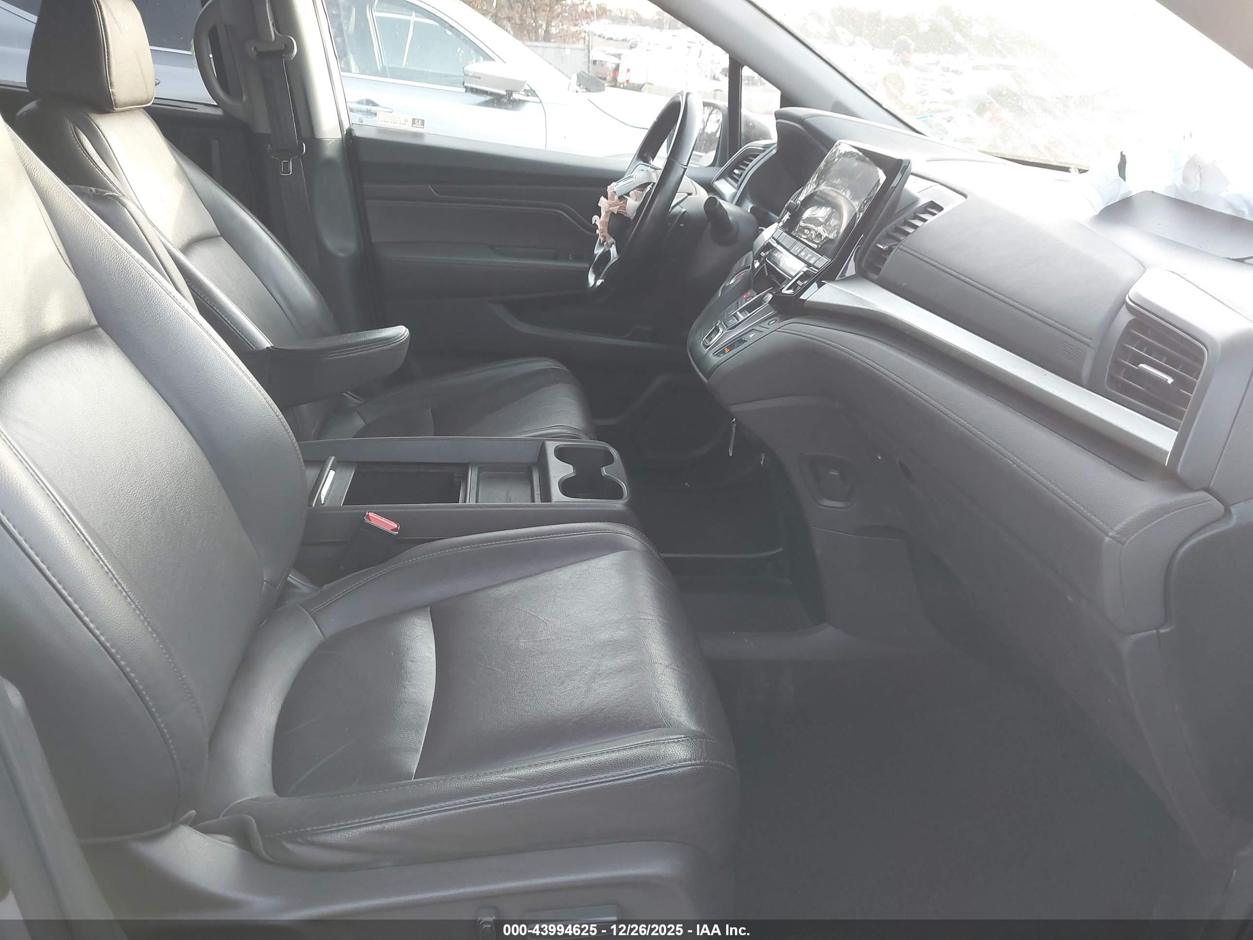 HONDA ODYSSEY image 5