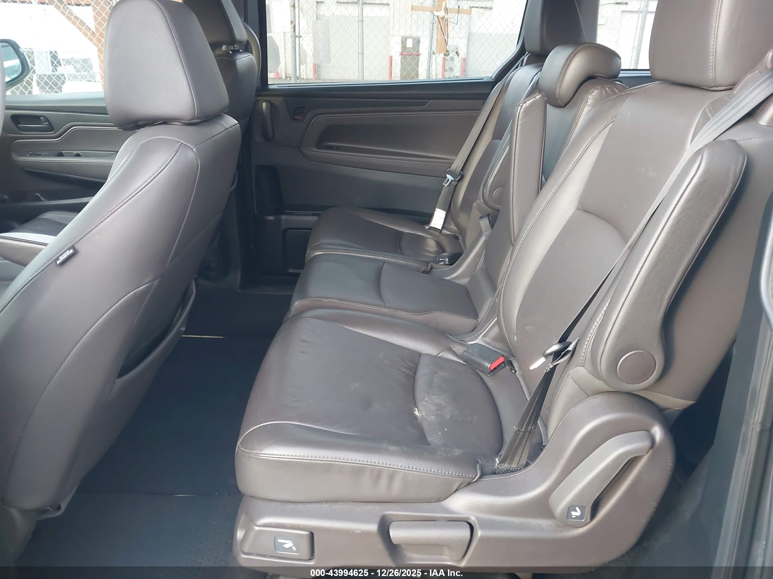HONDA ODYSSEY image 8