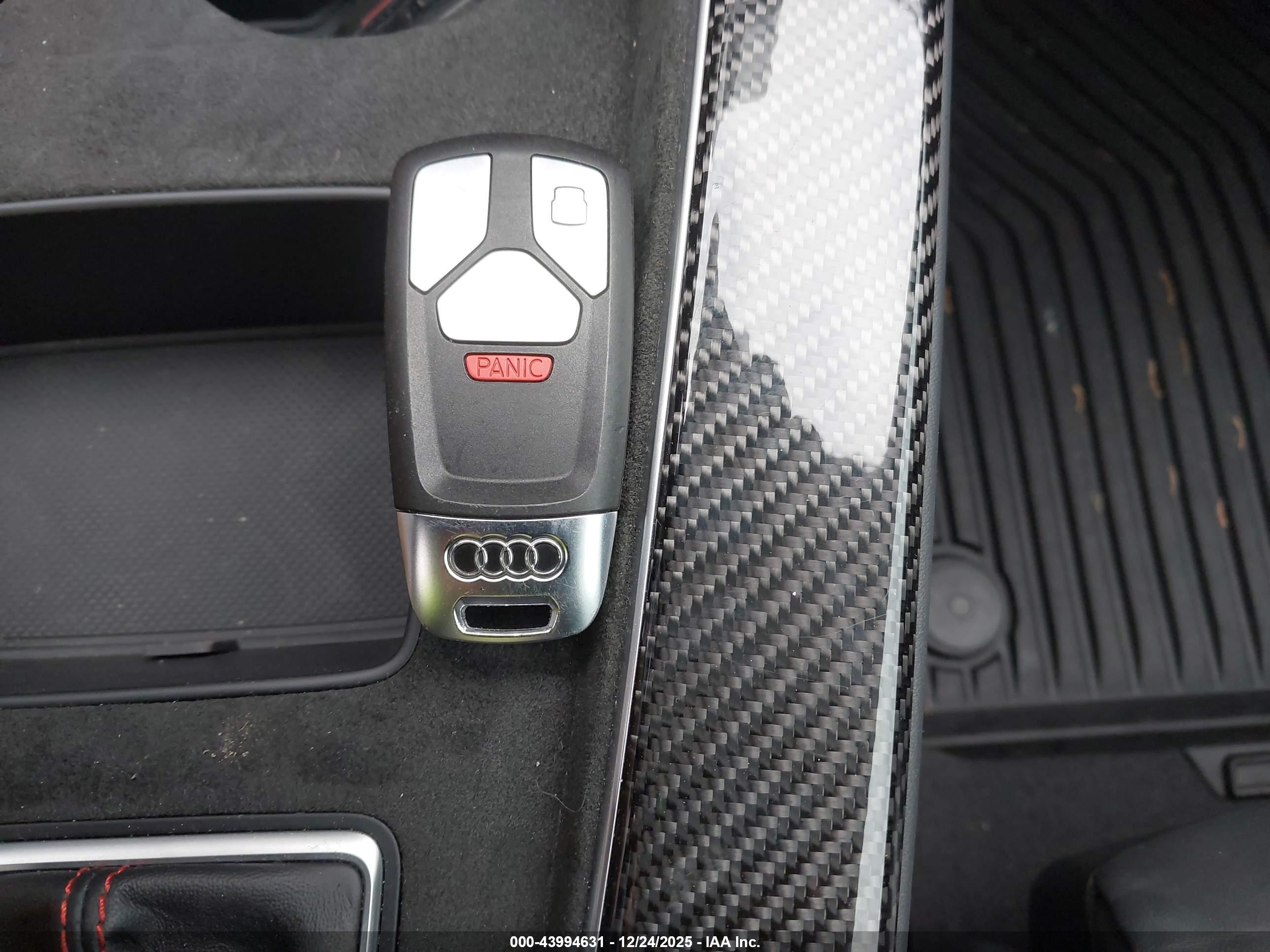 AUDI S4 image 11