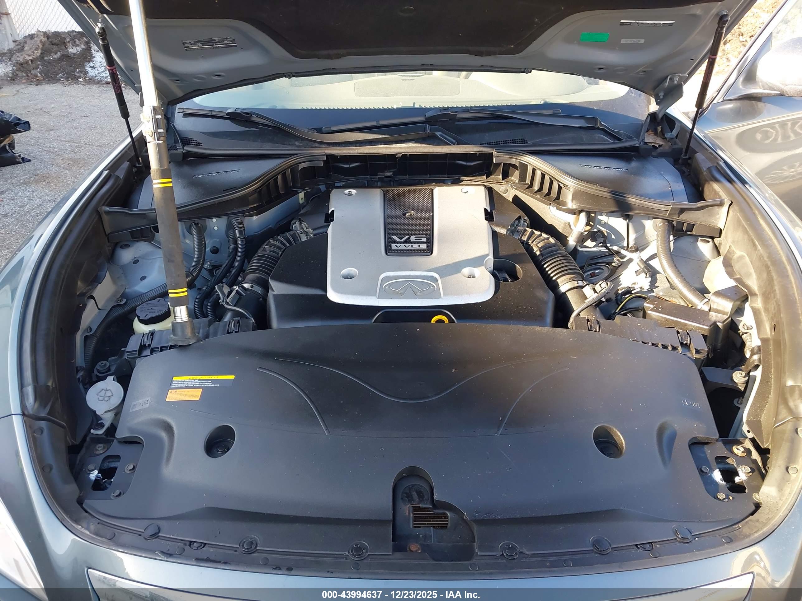 INFINITI M37X image 10