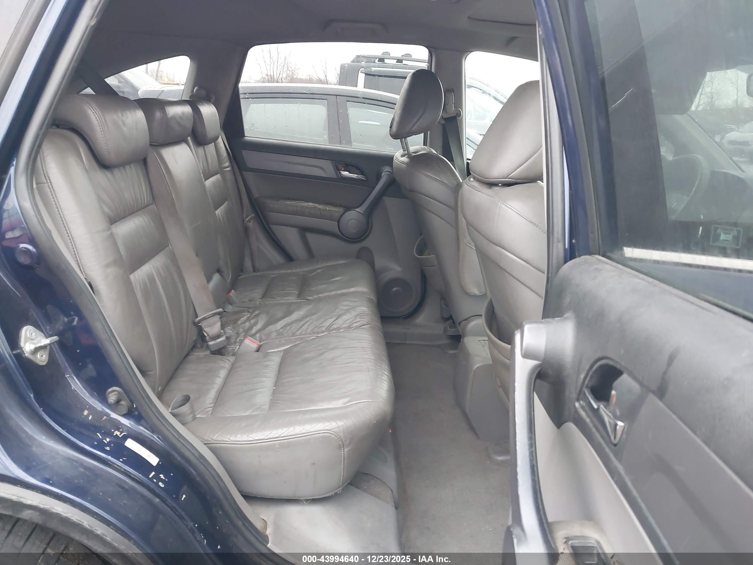 HONDA CR-V image 8