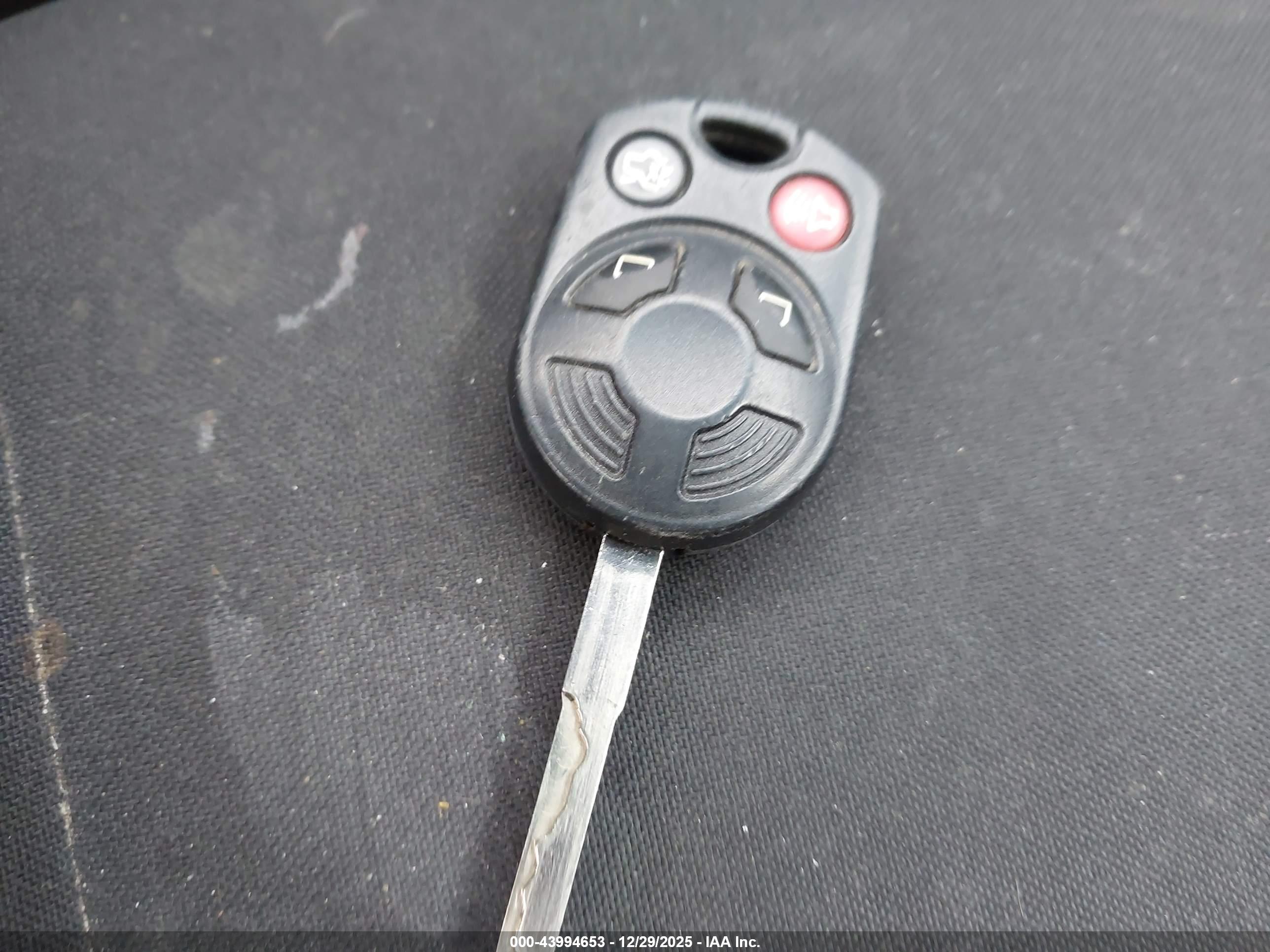 FORD FOCUS image 11