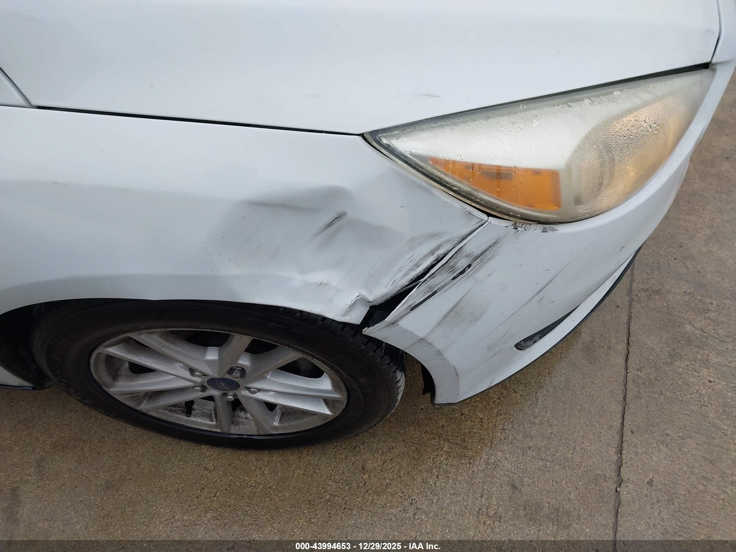 FORD FOCUS image 6