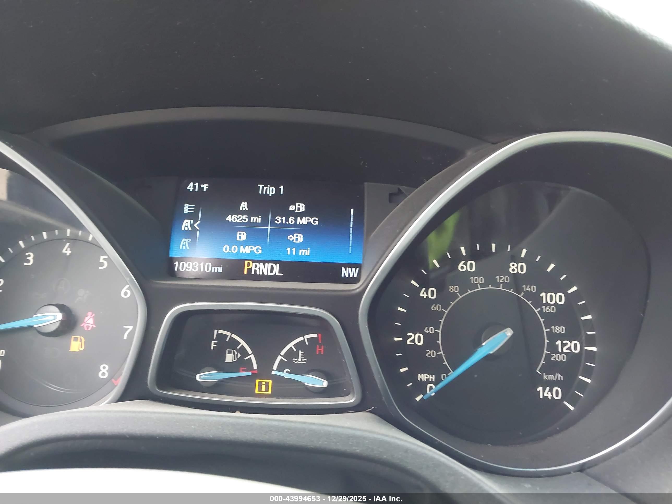 FORD FOCUS image 7