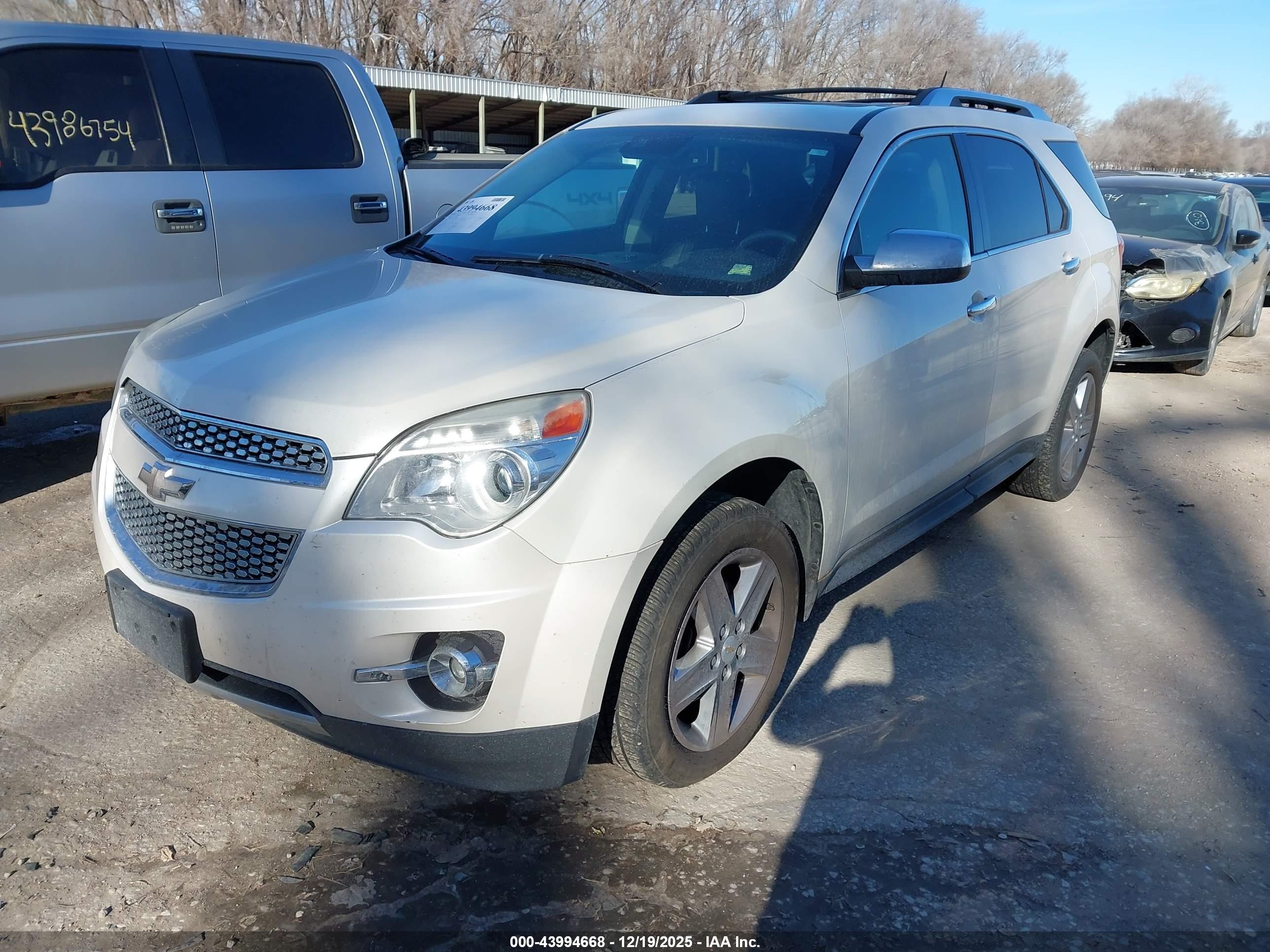 CHEVROLET EQUINOX image 2