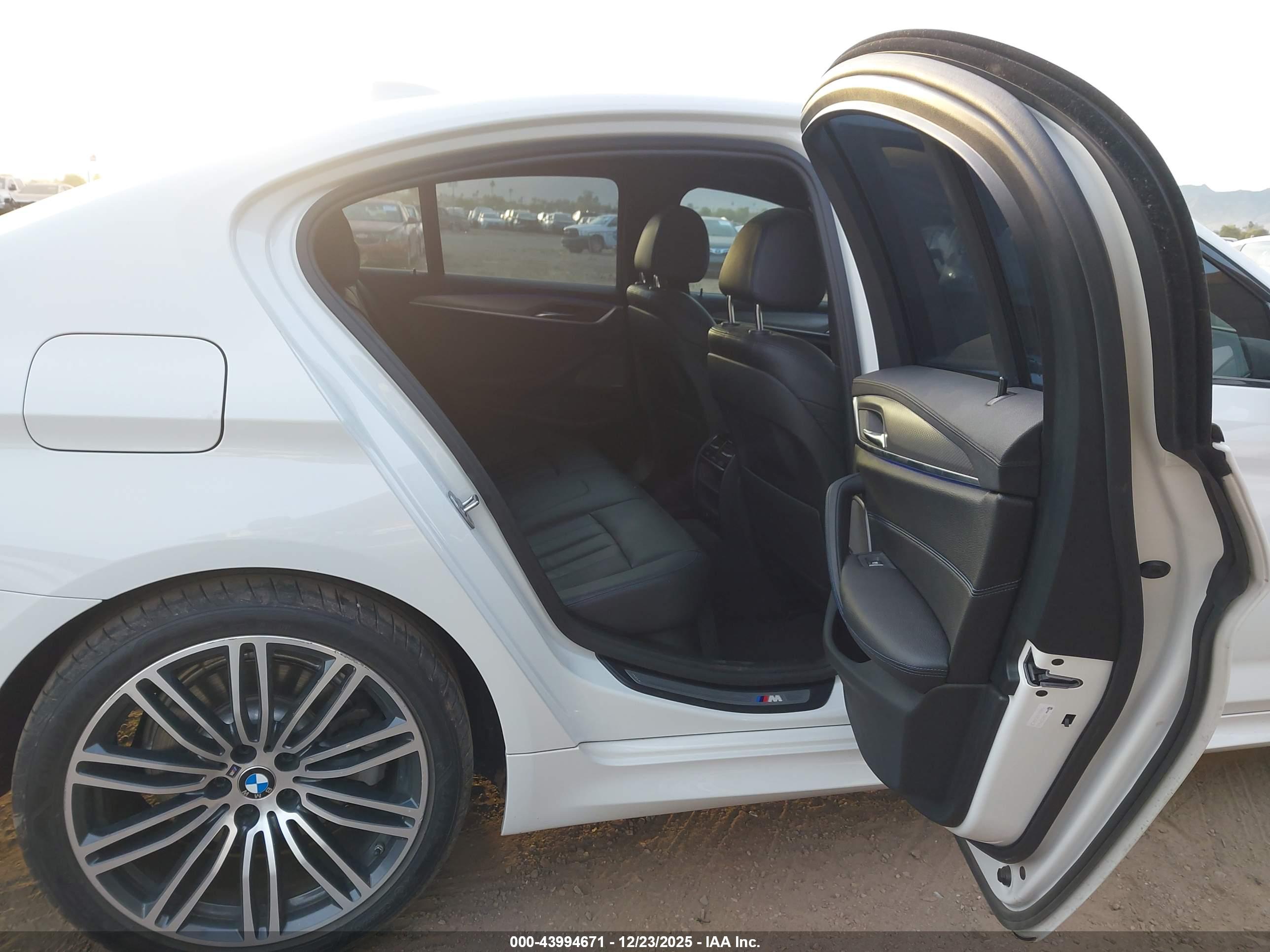 BMW 530I image 8
