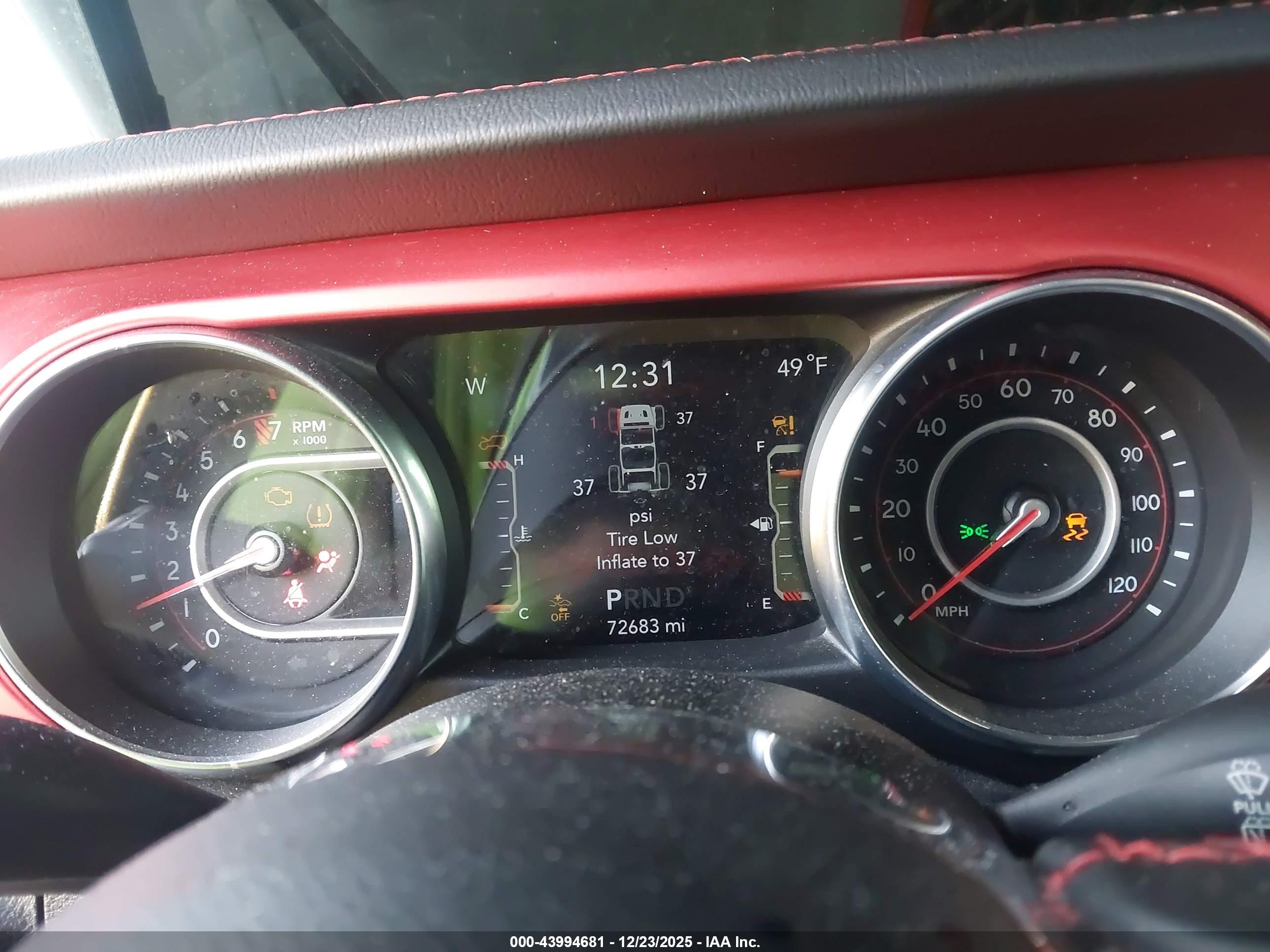 JEEP WRANGLER image 7