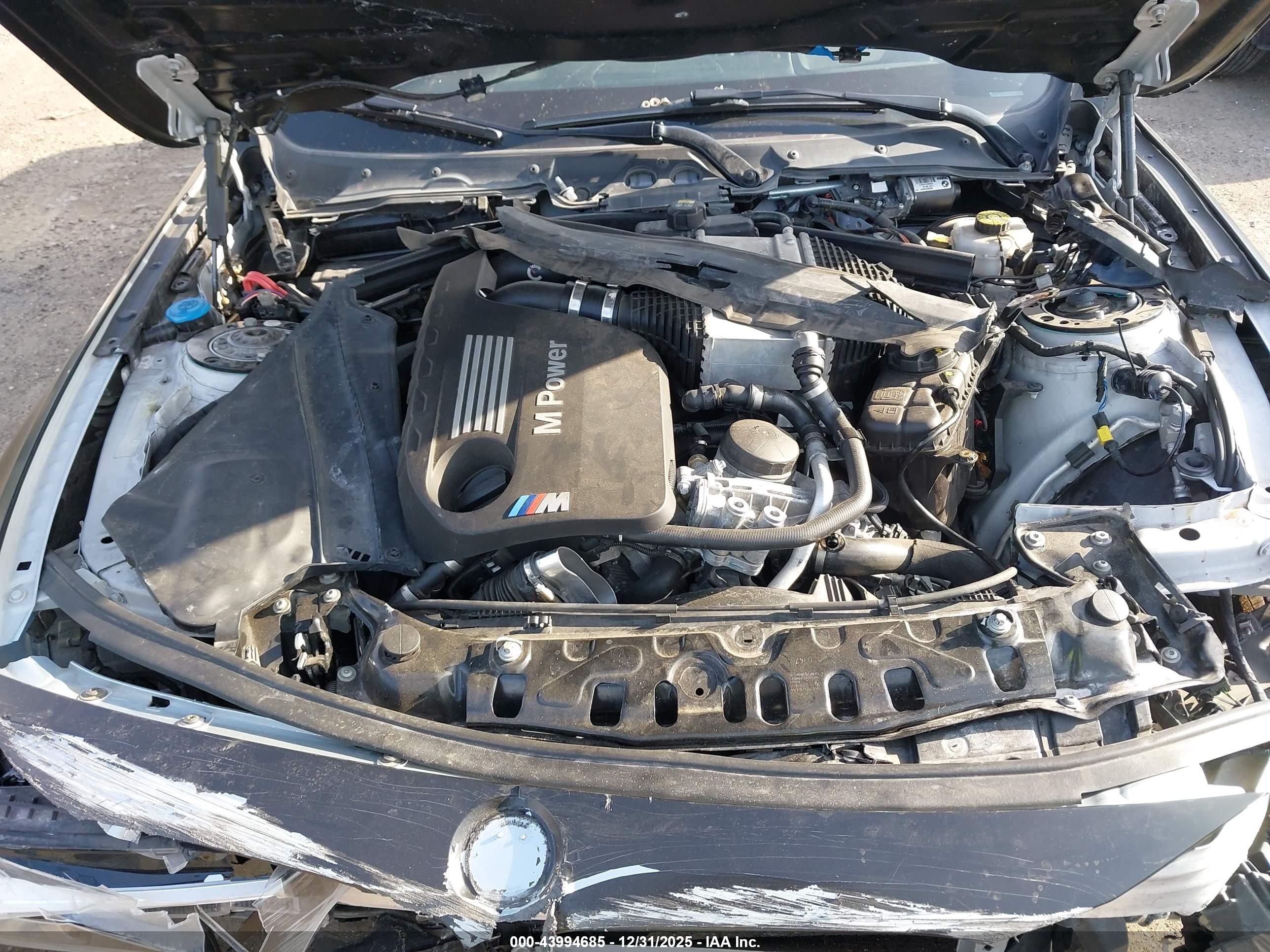 BMW M4 image 10