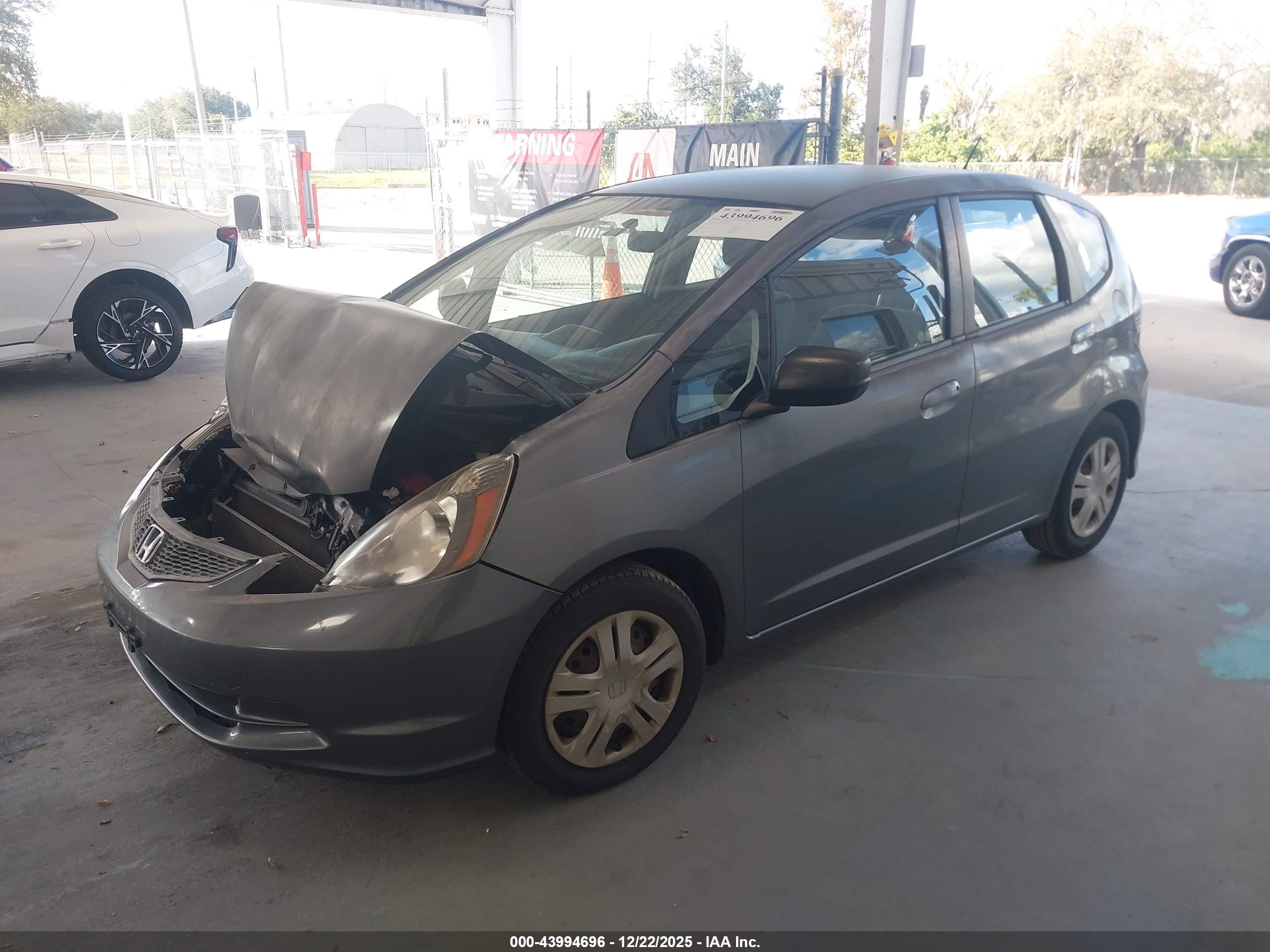 HONDA FIT image 2
