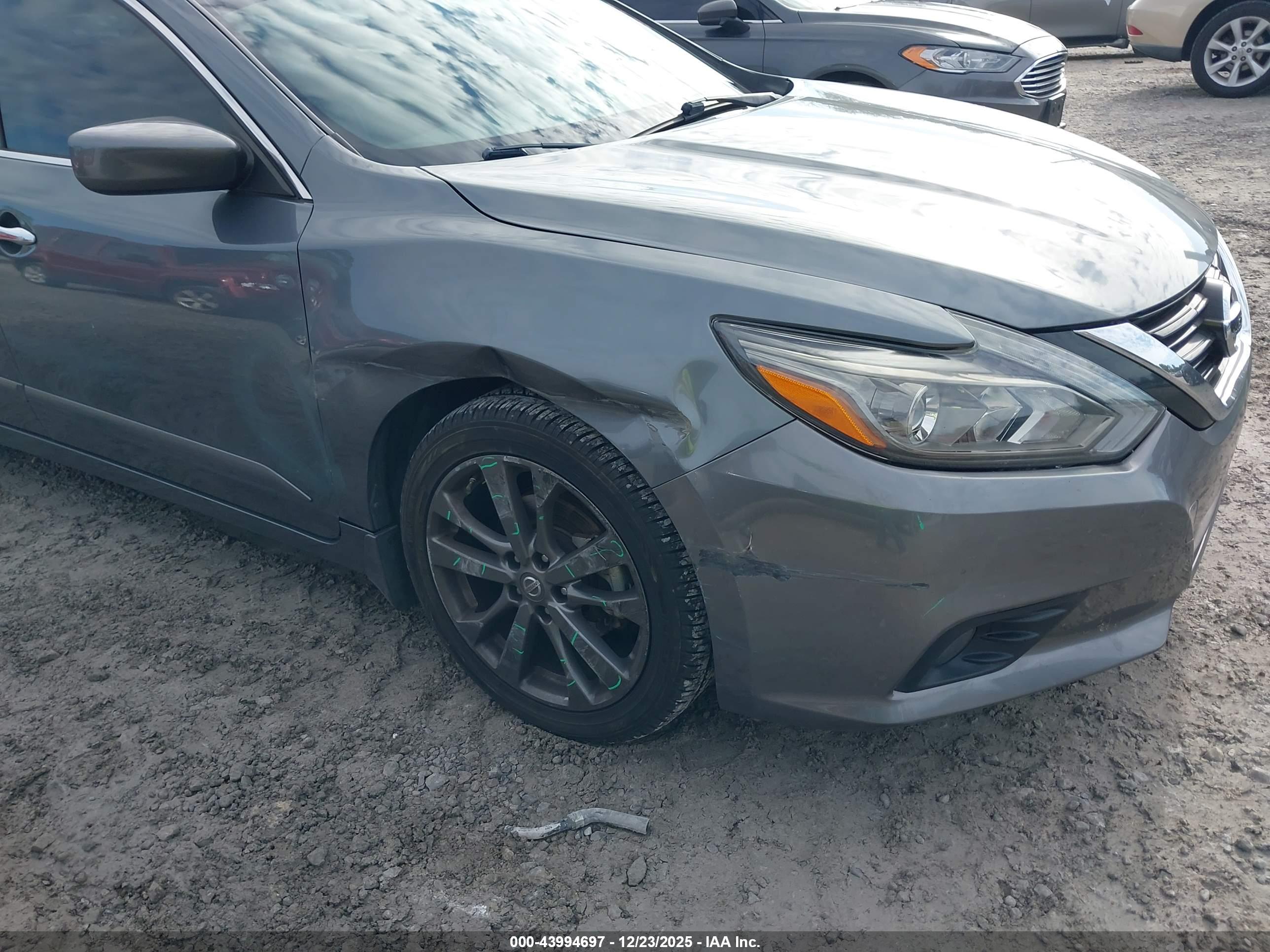 NISSAN ALTIMA image 6