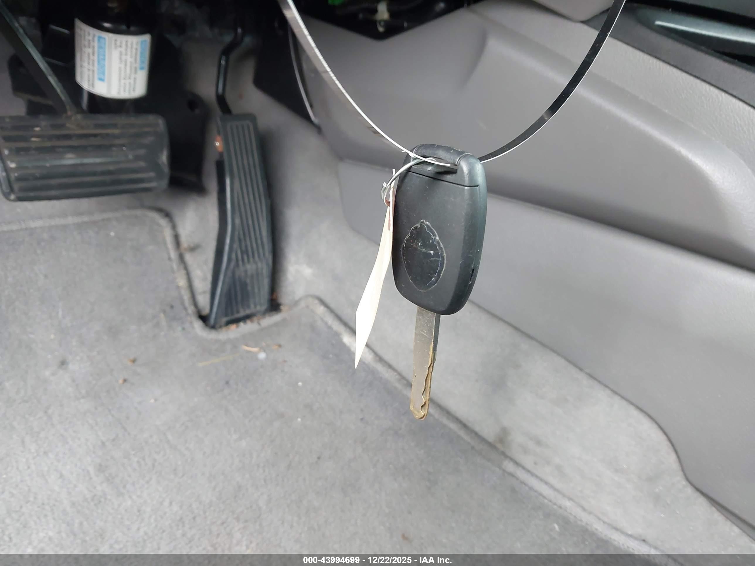 HONDA CIVIC image 11
