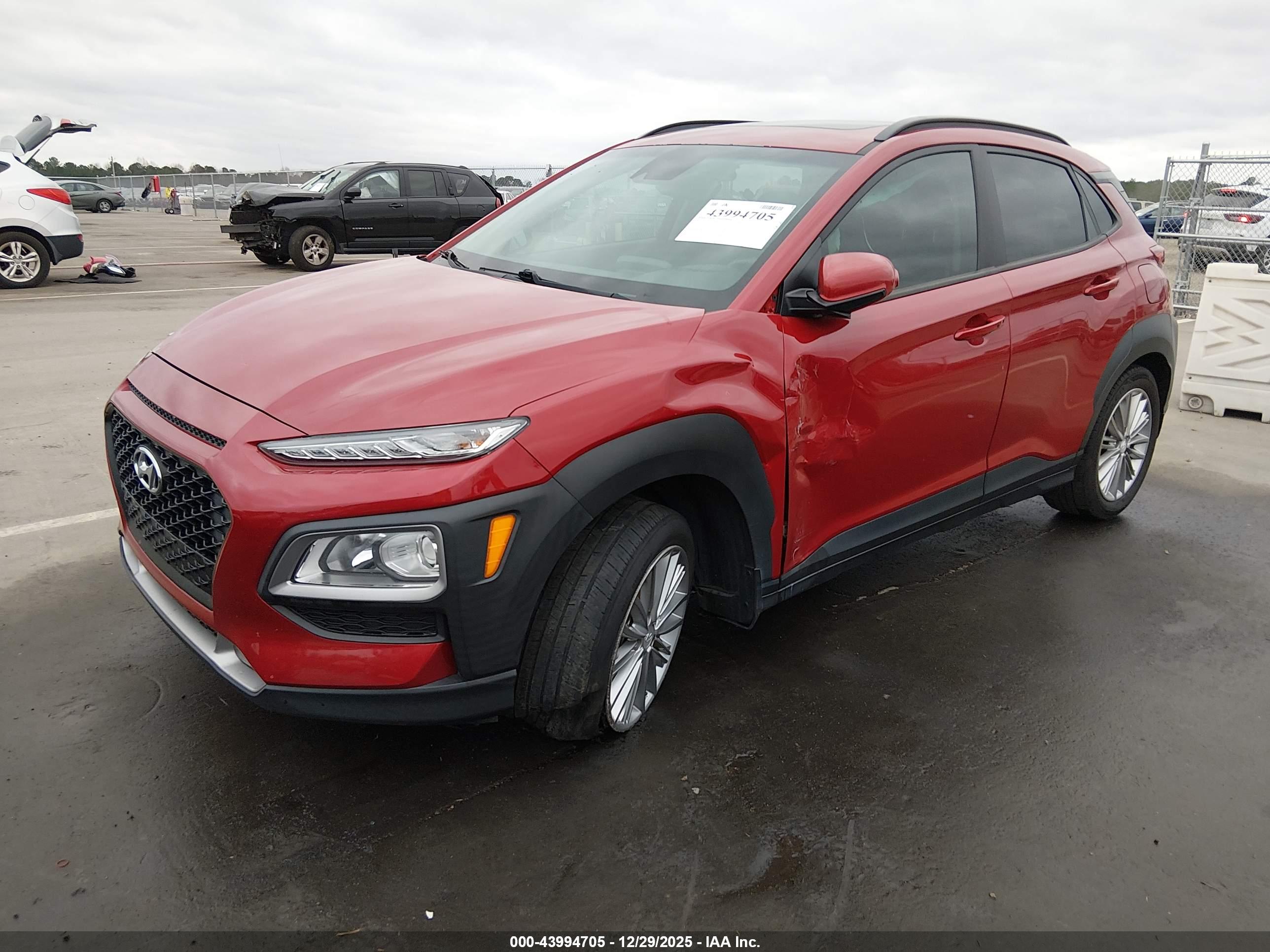 HYUNDAI KONA image 2