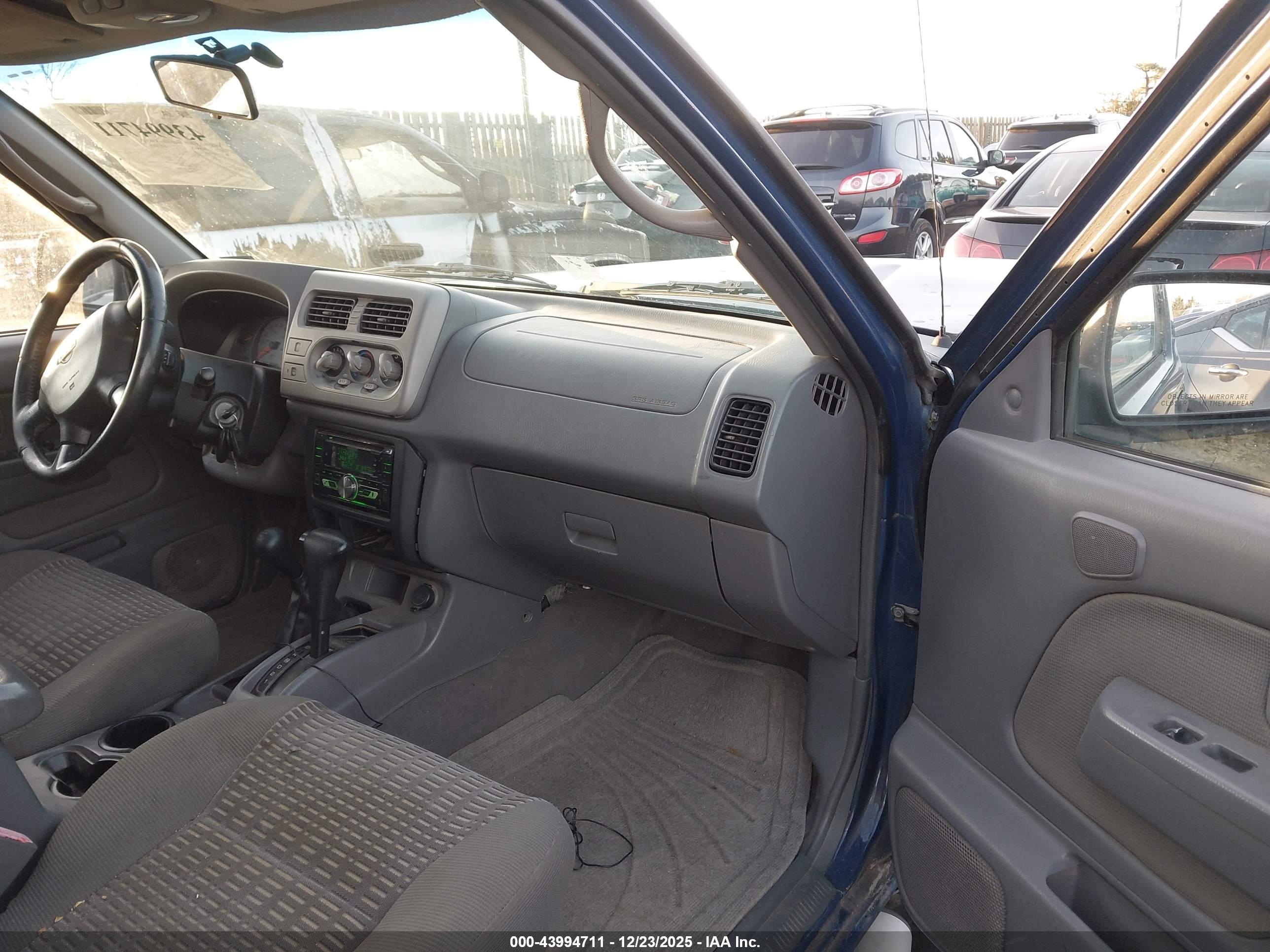 NISSAN XTERRA image 5