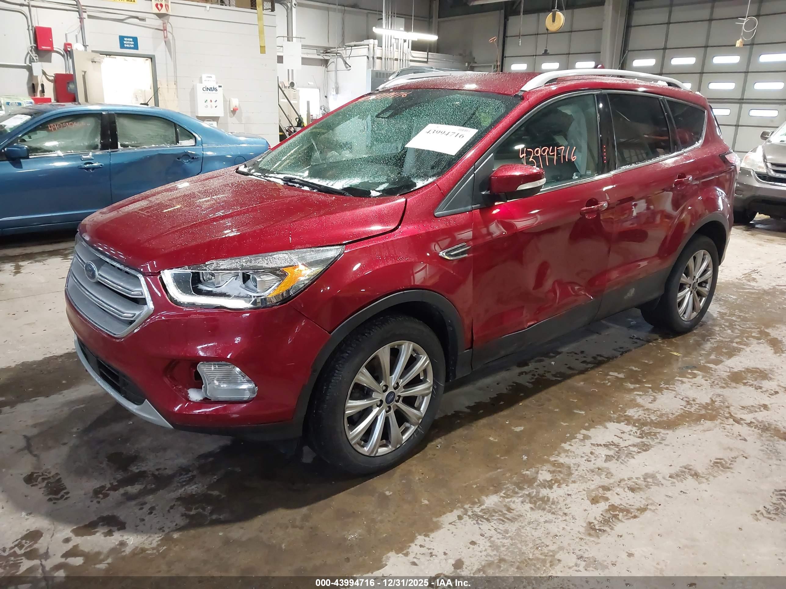 FORD ESCAPE image 2