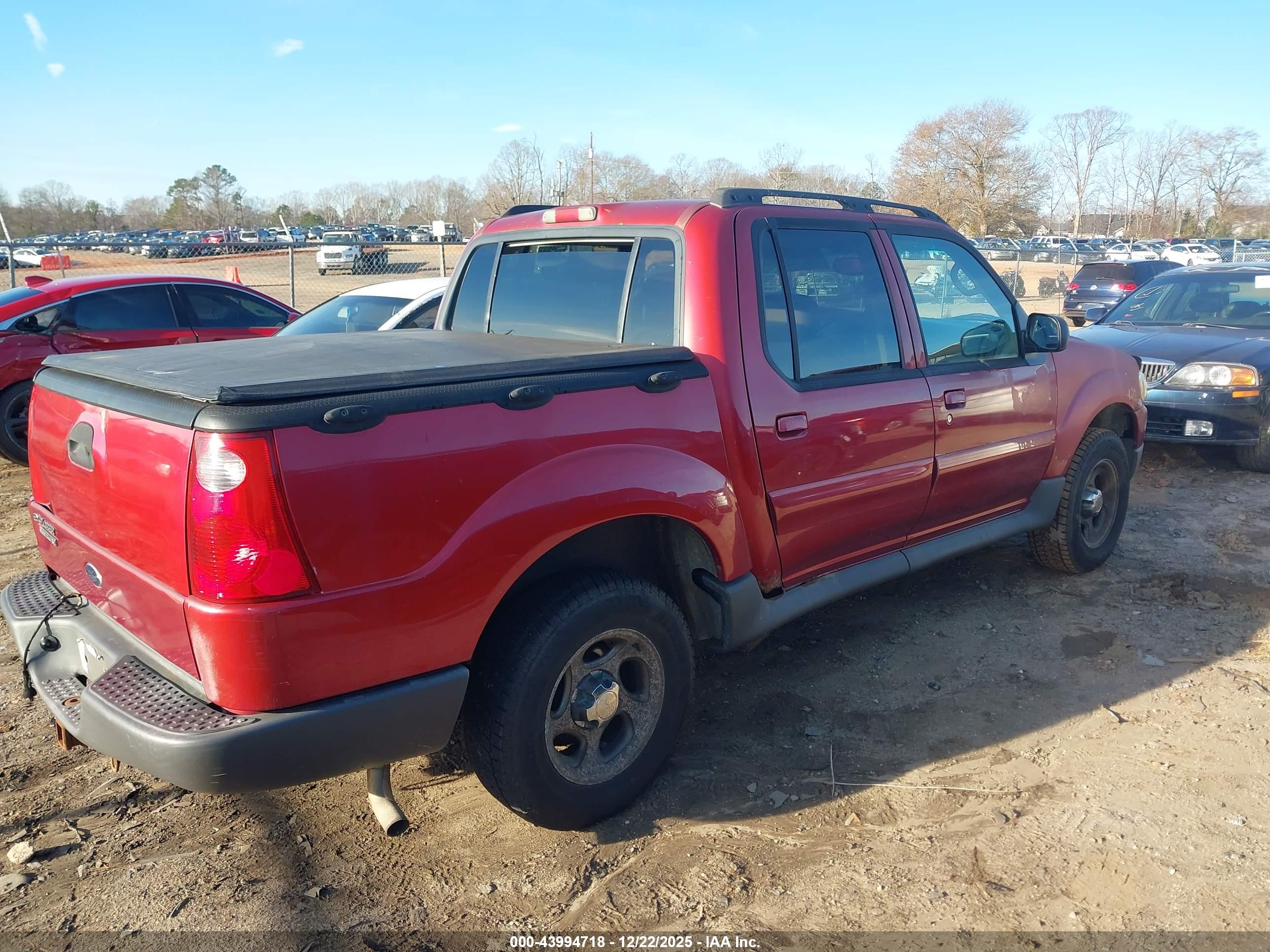FORD EXPLORER image 4