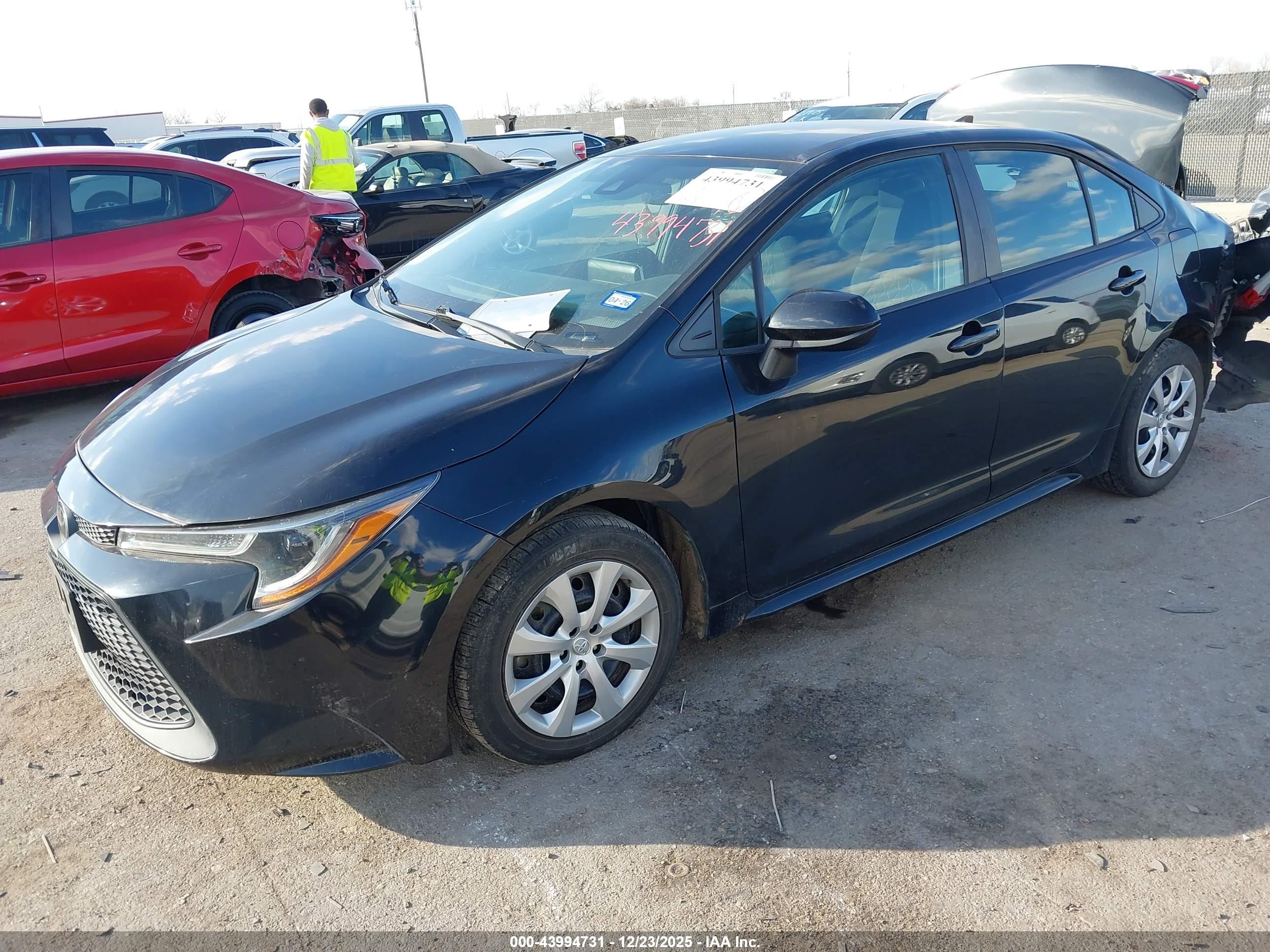 TOYOTA COROLLA image 2
