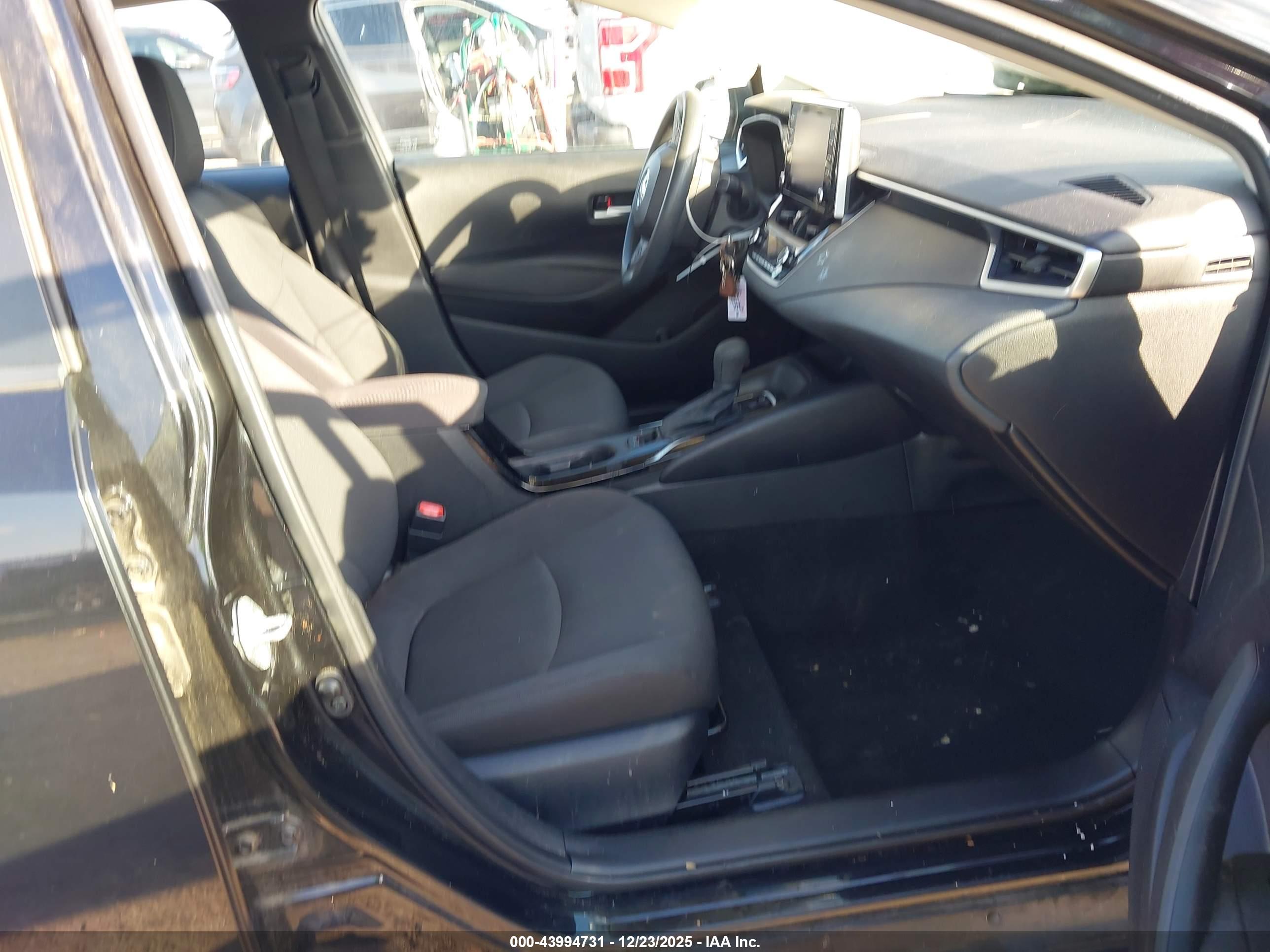 TOYOTA COROLLA image 5