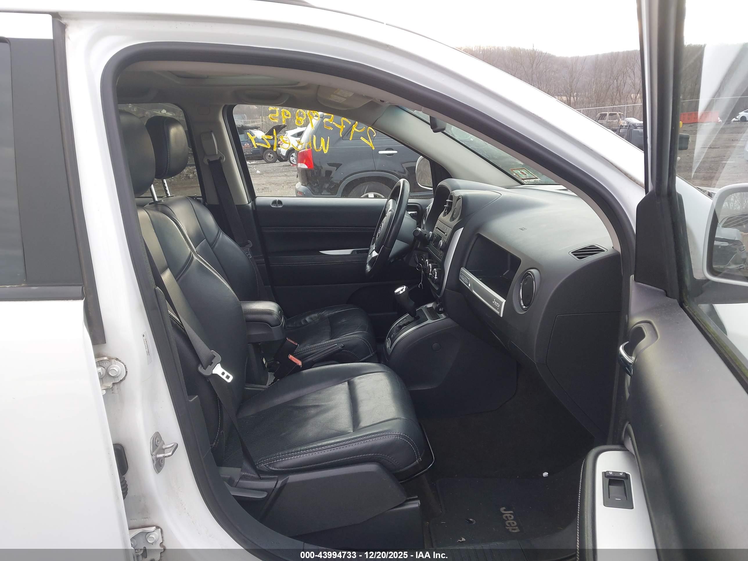 JEEP COMPASS image 5
