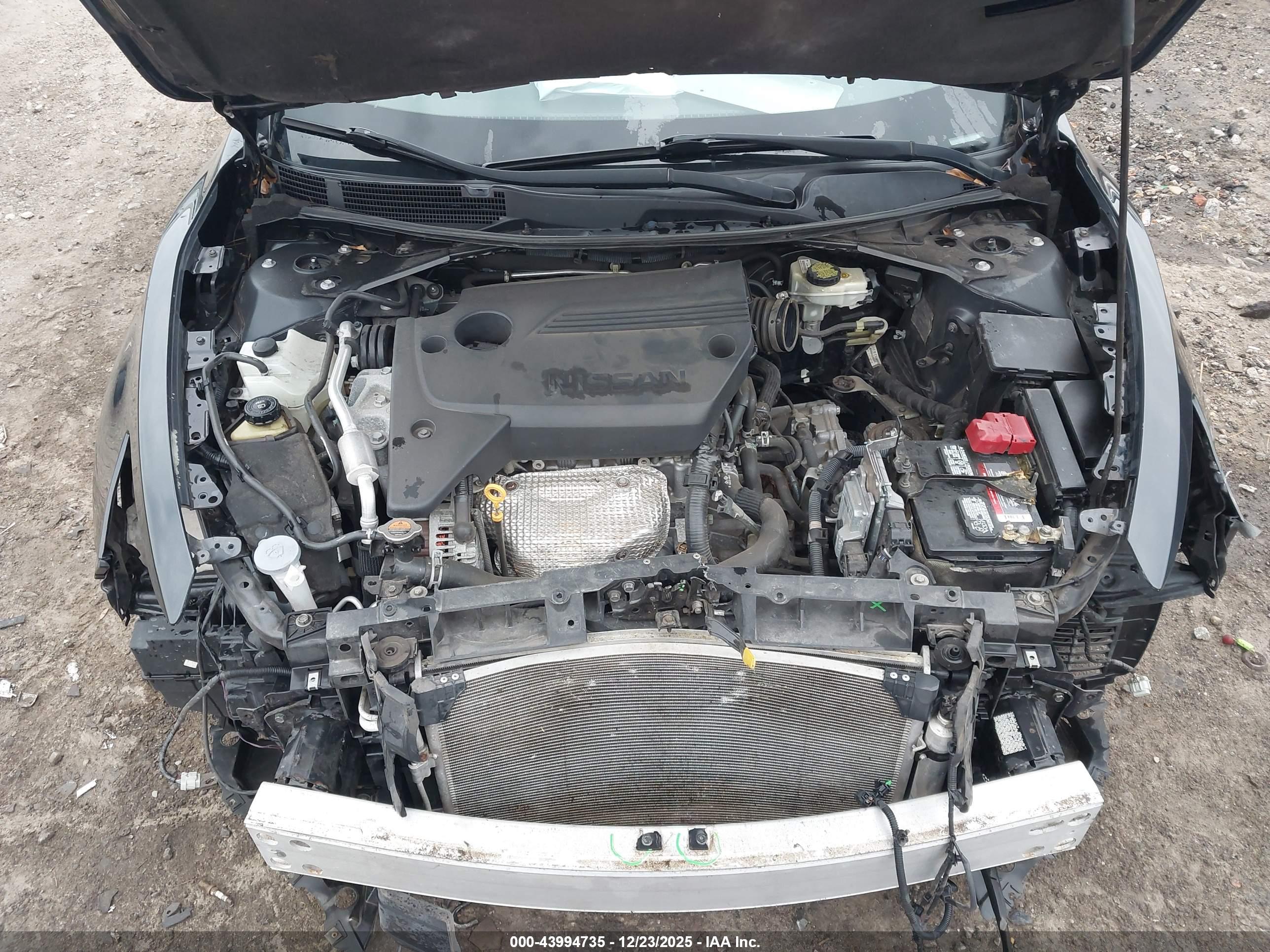 NISSAN ALTIMA image 10