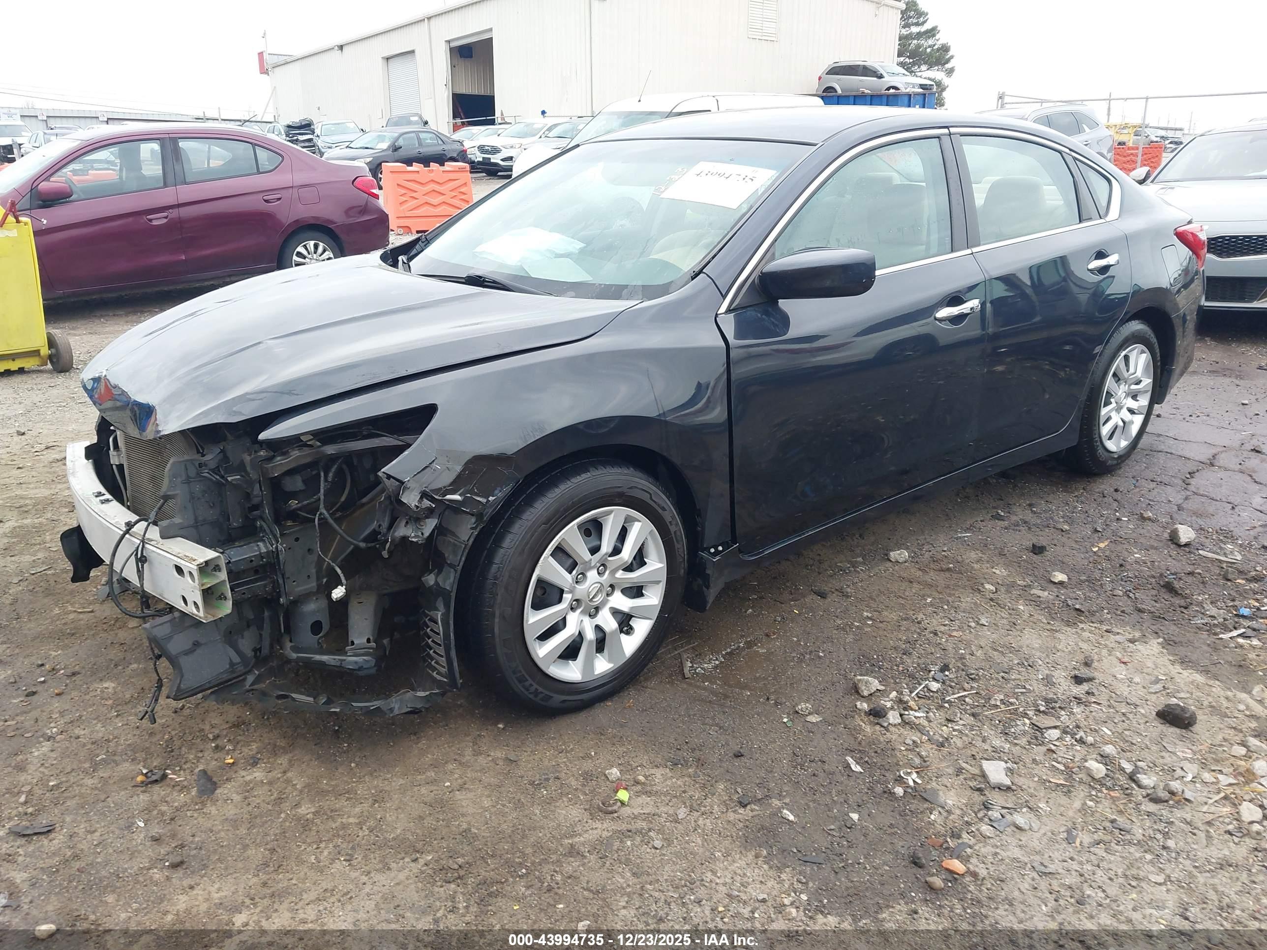 NISSAN ALTIMA image 2