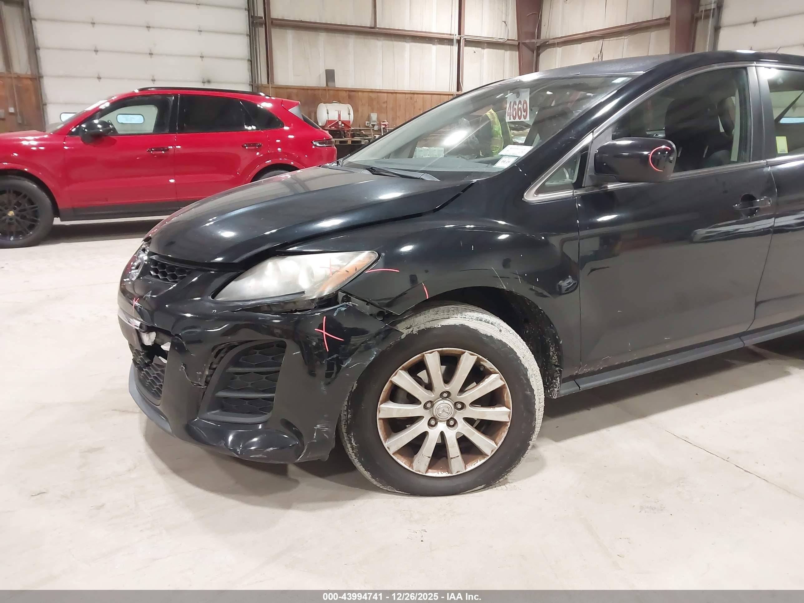 MAZDA CX-7 image 6