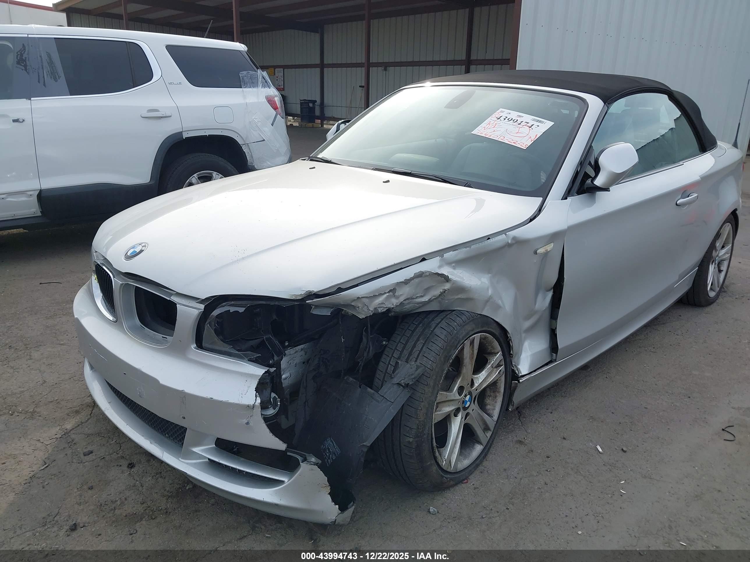 BMW 128I image 6
