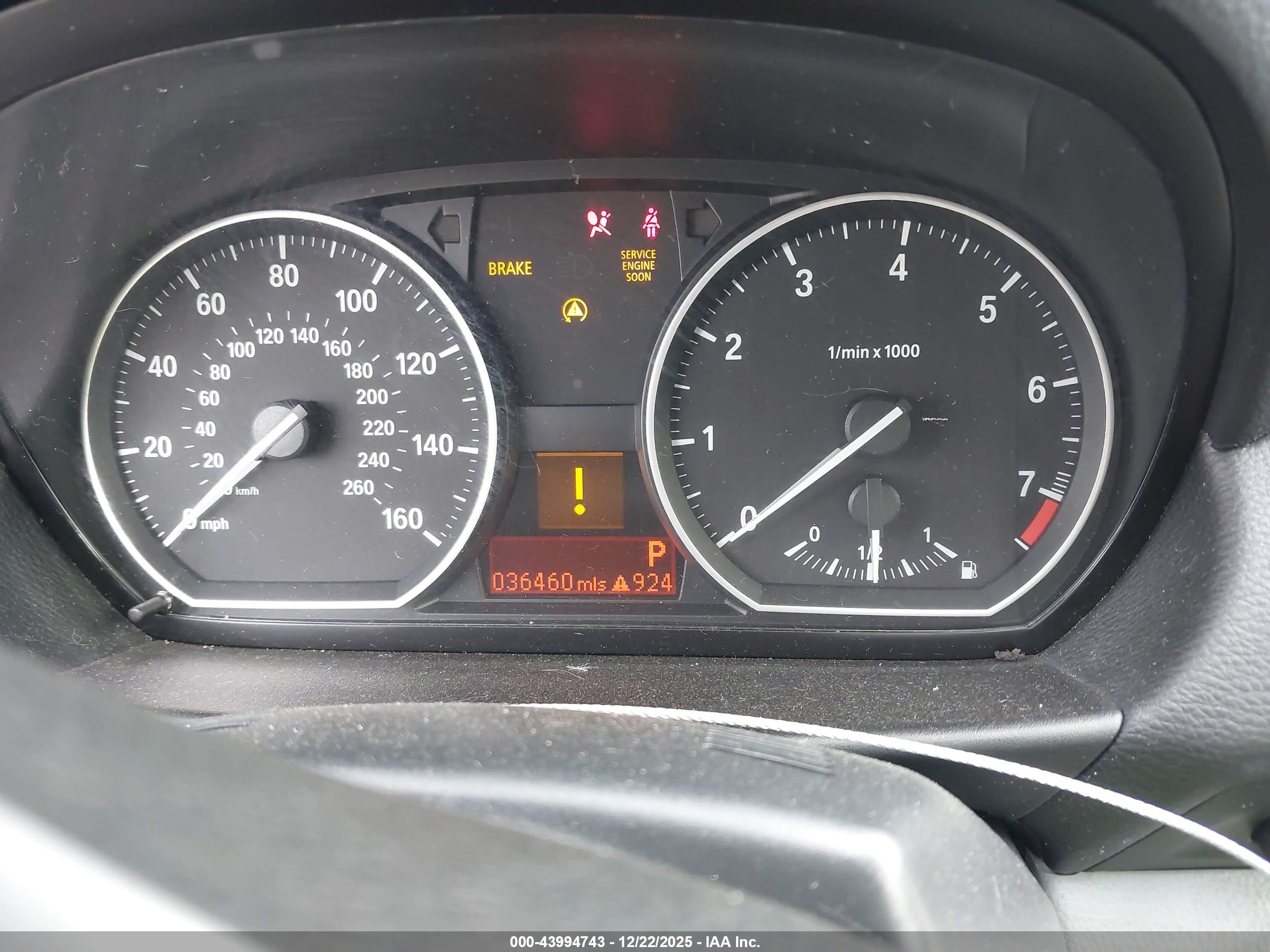 BMW 128I image 7