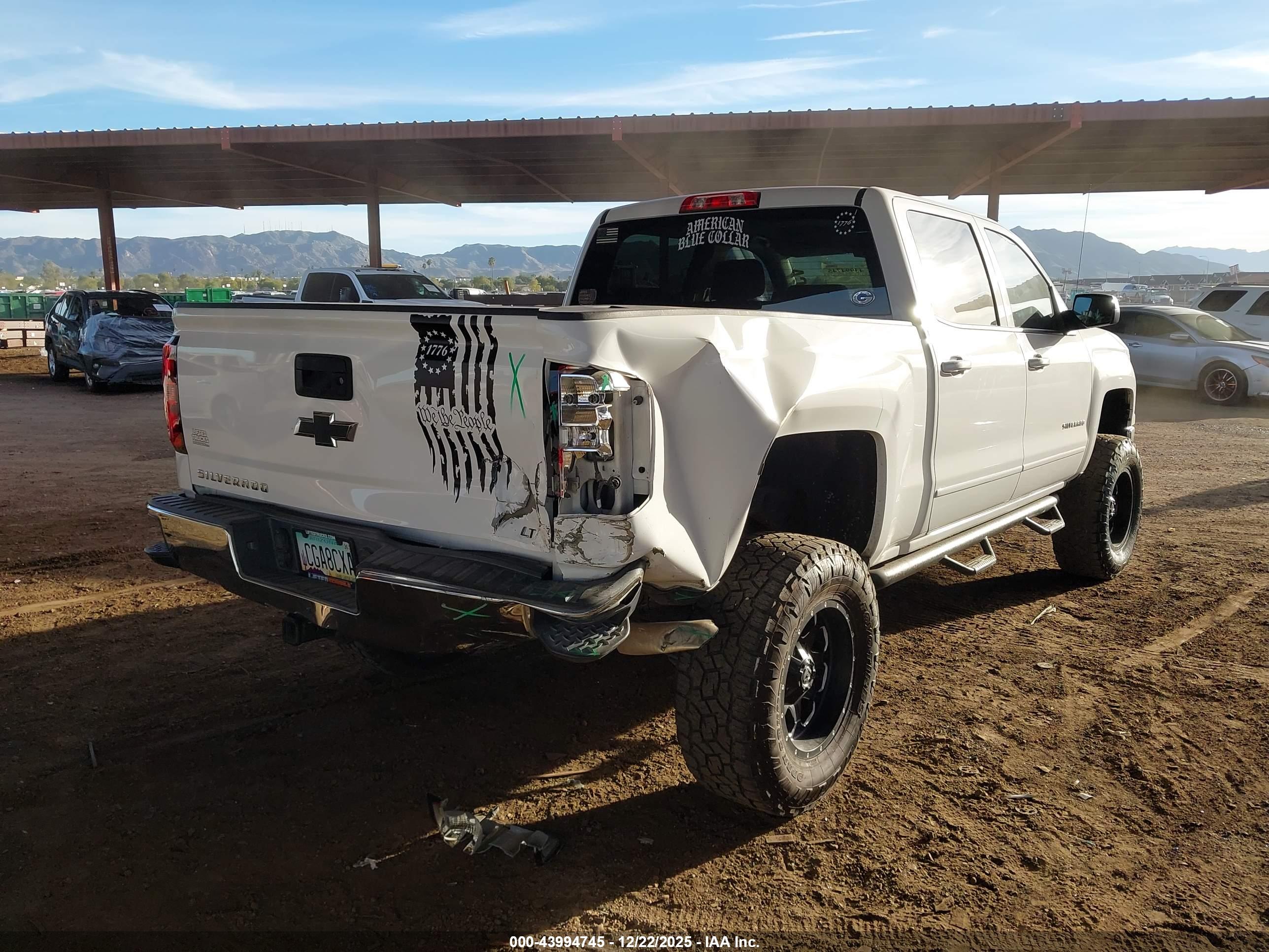 CHEVROLET SILVERADO image 6
