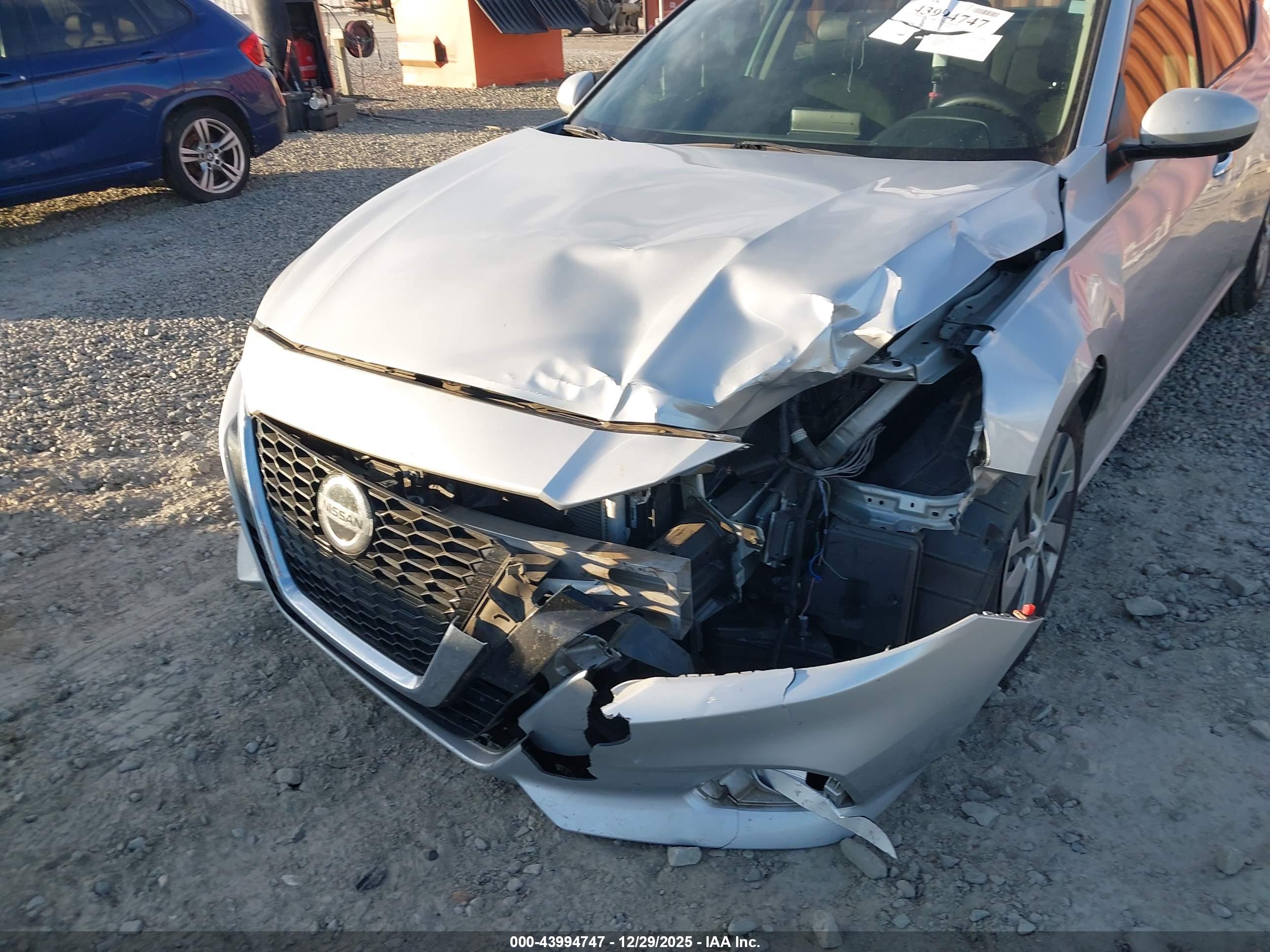 NISSAN ALTIMA image 6