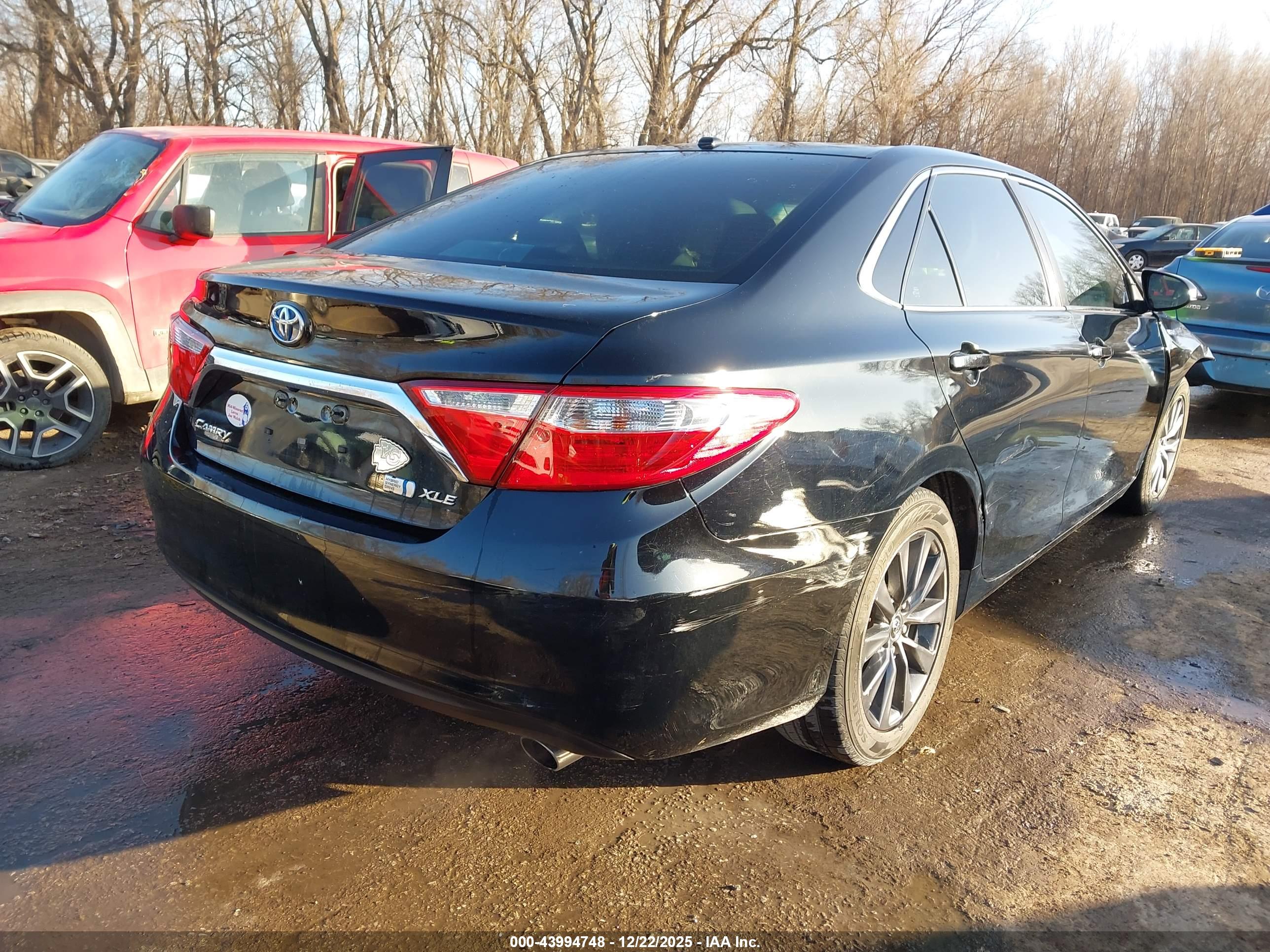 TOYOTA CAMRY image 4